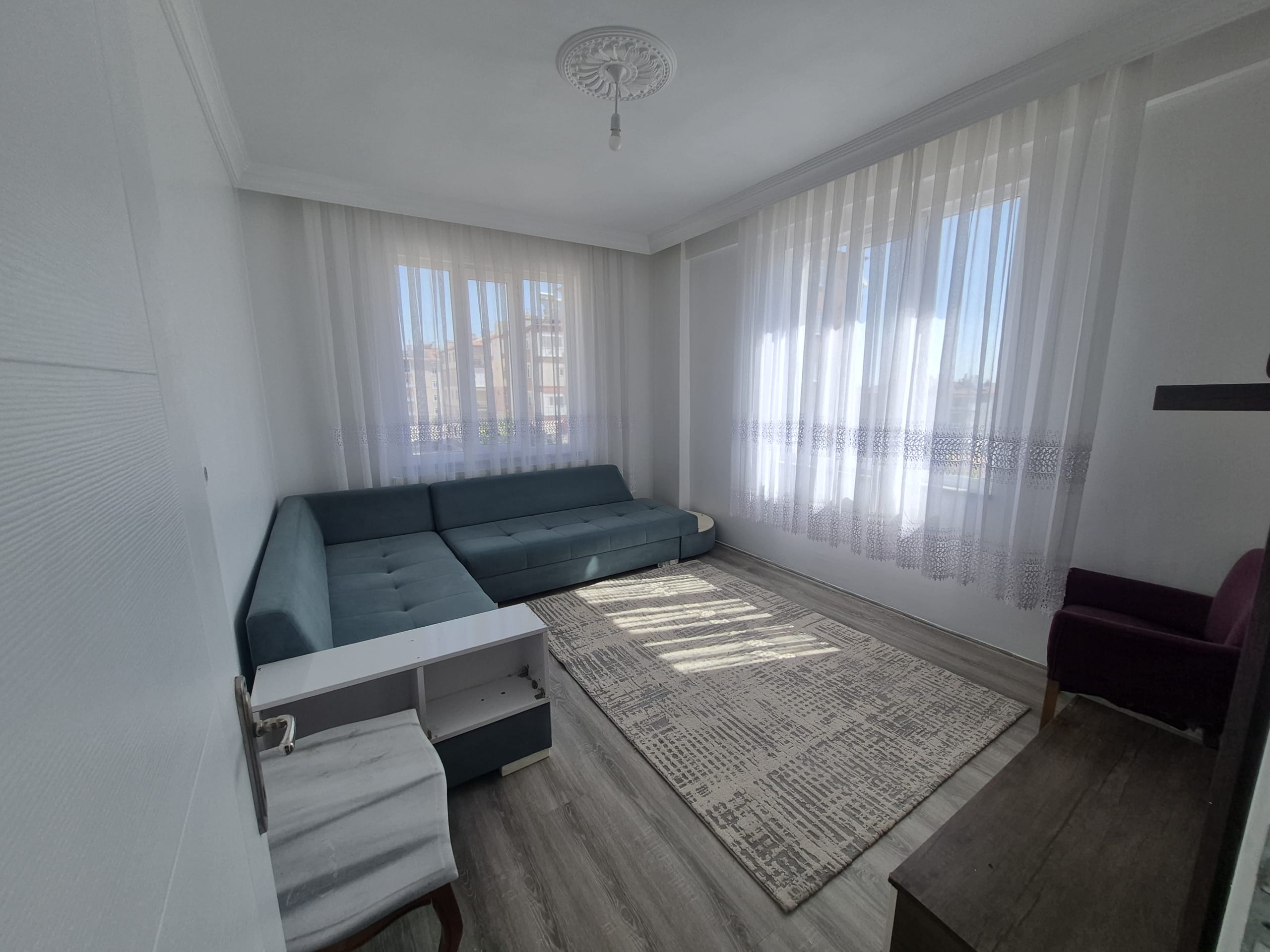 TABDUK EMRE MAHALLESİNDE 1+1 ESYALI 70m² KİRALIK DAİRE