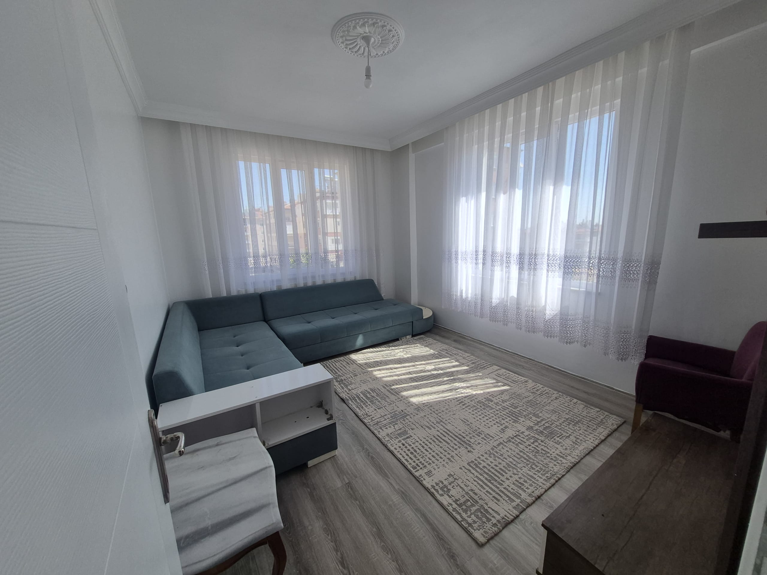 TABDUK EMRE MAHALLESİNDE 1+1 ESYALI 70m² KİRALIK DAİRE