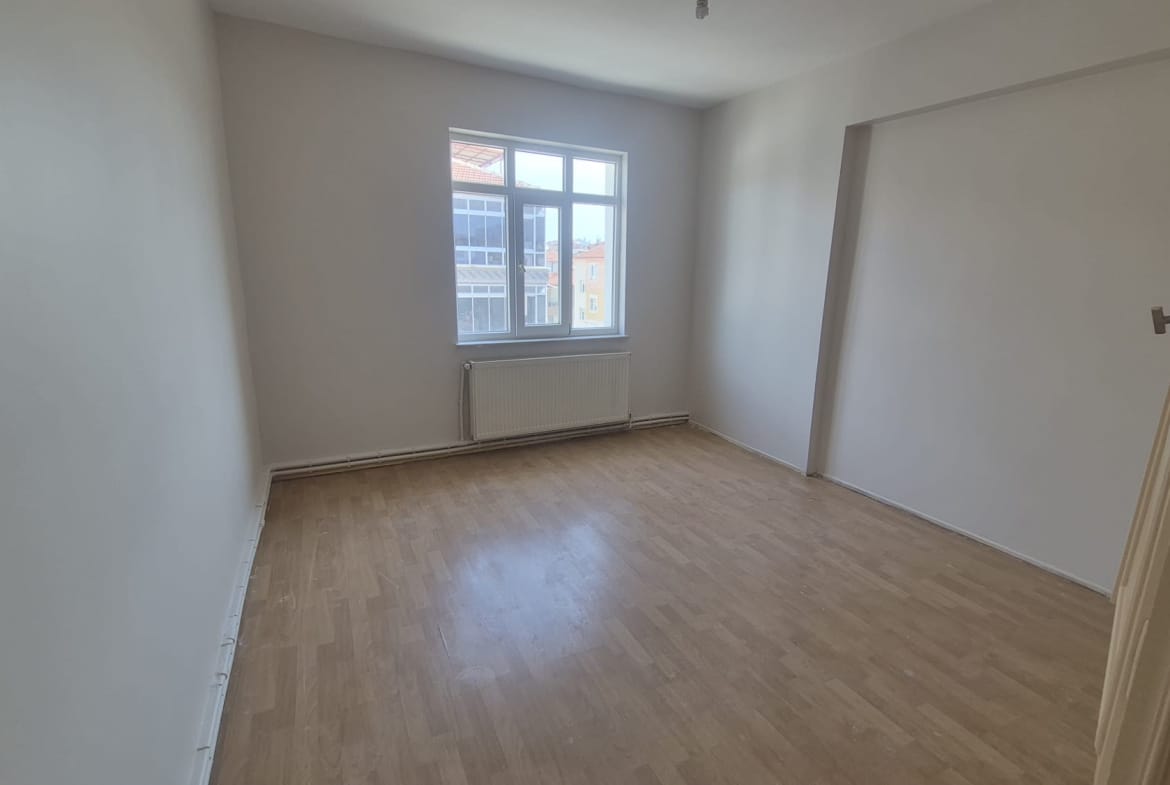 VALİDE SULTAN MAHALLESİ 3+1 KİRALIK DAİRE