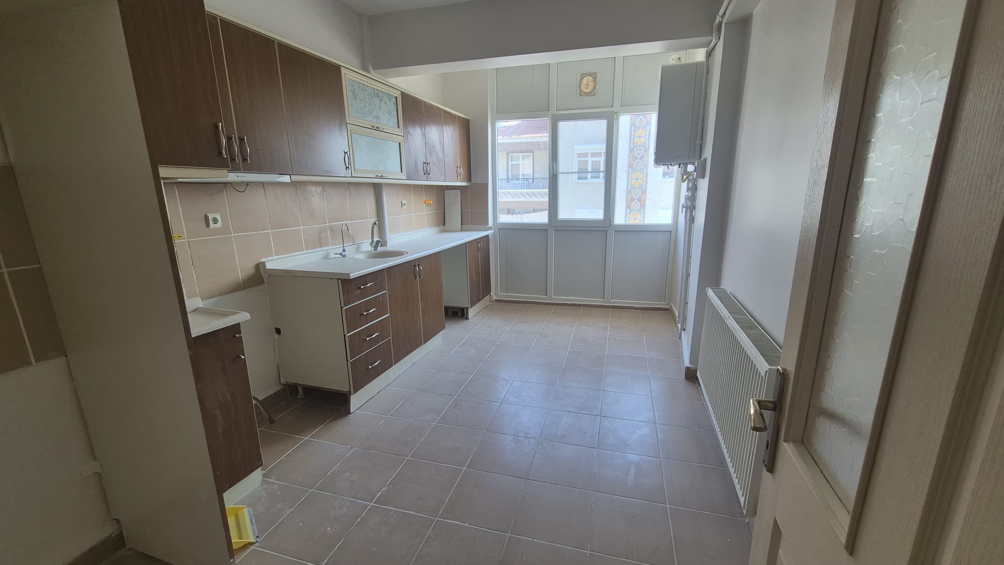 VALİDE SULTAN MAHALLESİ 3+1 KİRALIK DAİRE
