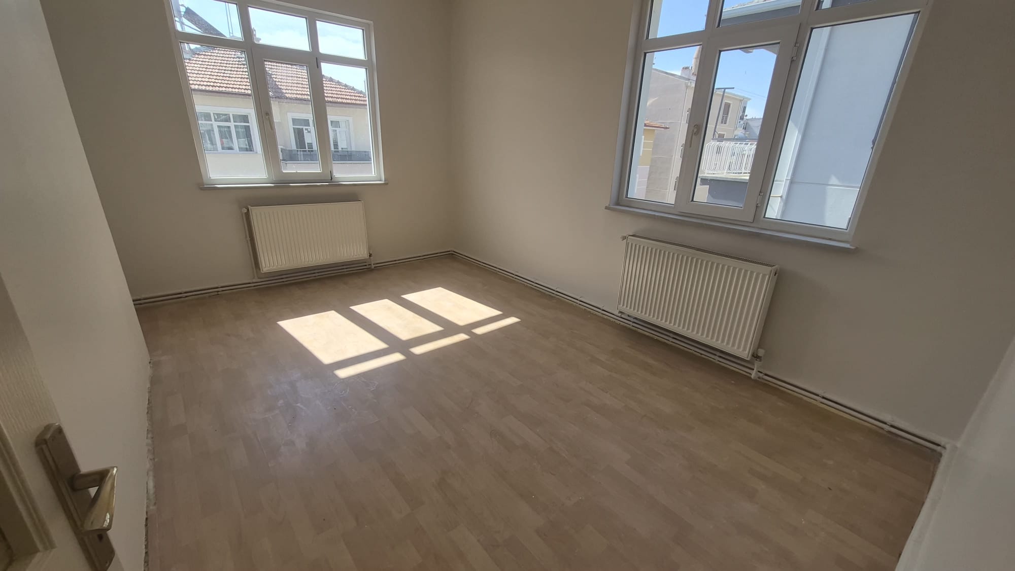 VALİDE SULTAN MAHALLESİ 3+1 KİRALIK DAİRE