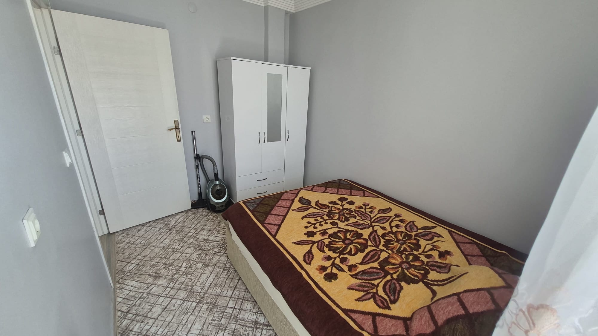 TABDUK EMRE MAHALLESİ 1+1 EŞYALI KİRALIK APART
