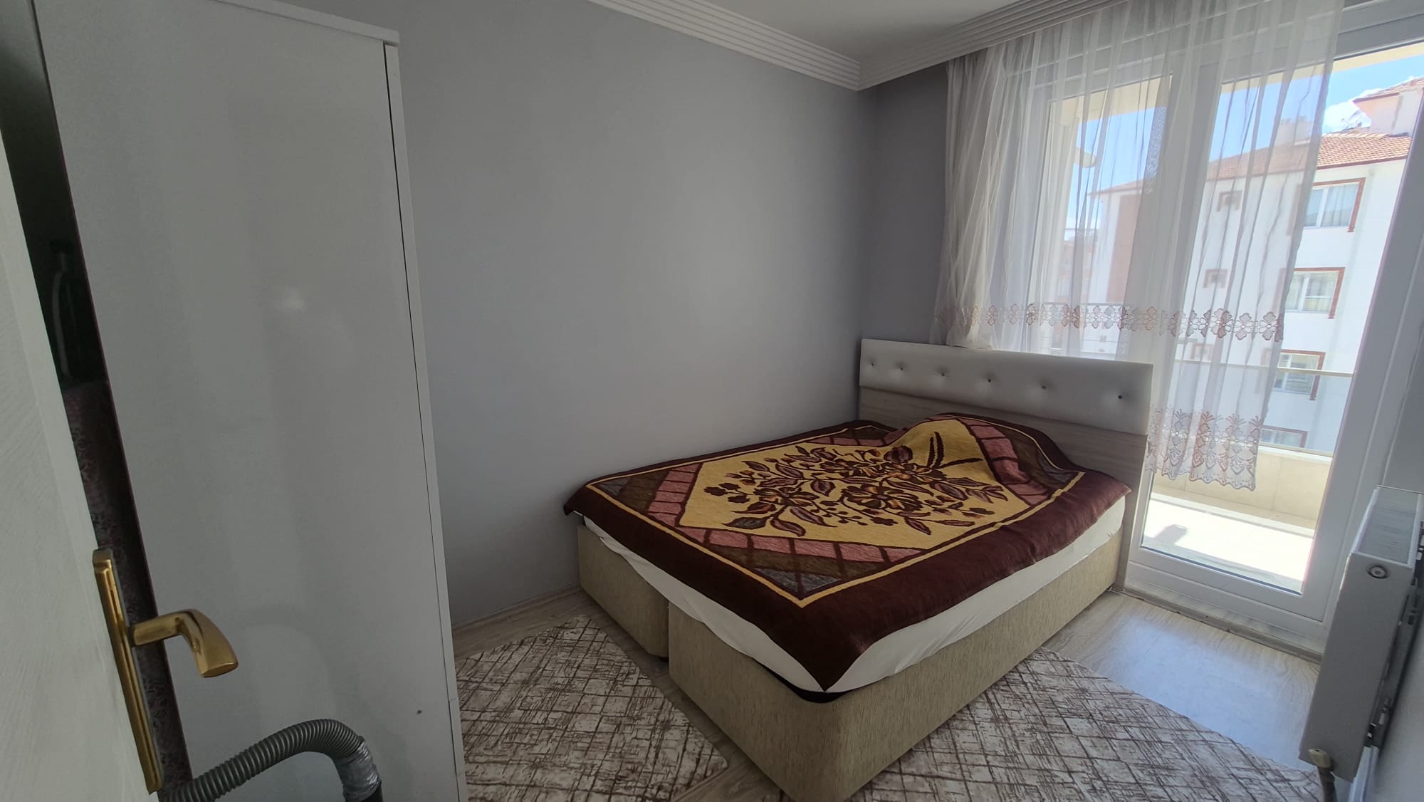 TABDUK EMRE MAHALLESİ 1+1 EŞYALI KİRALIK APART
