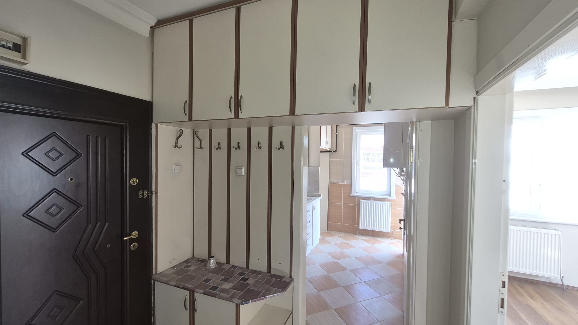 AHMET YESEVİ MAHALLESİ BİFA SİTESİ ARA KAT SATILIK FIRSAT DAİRE