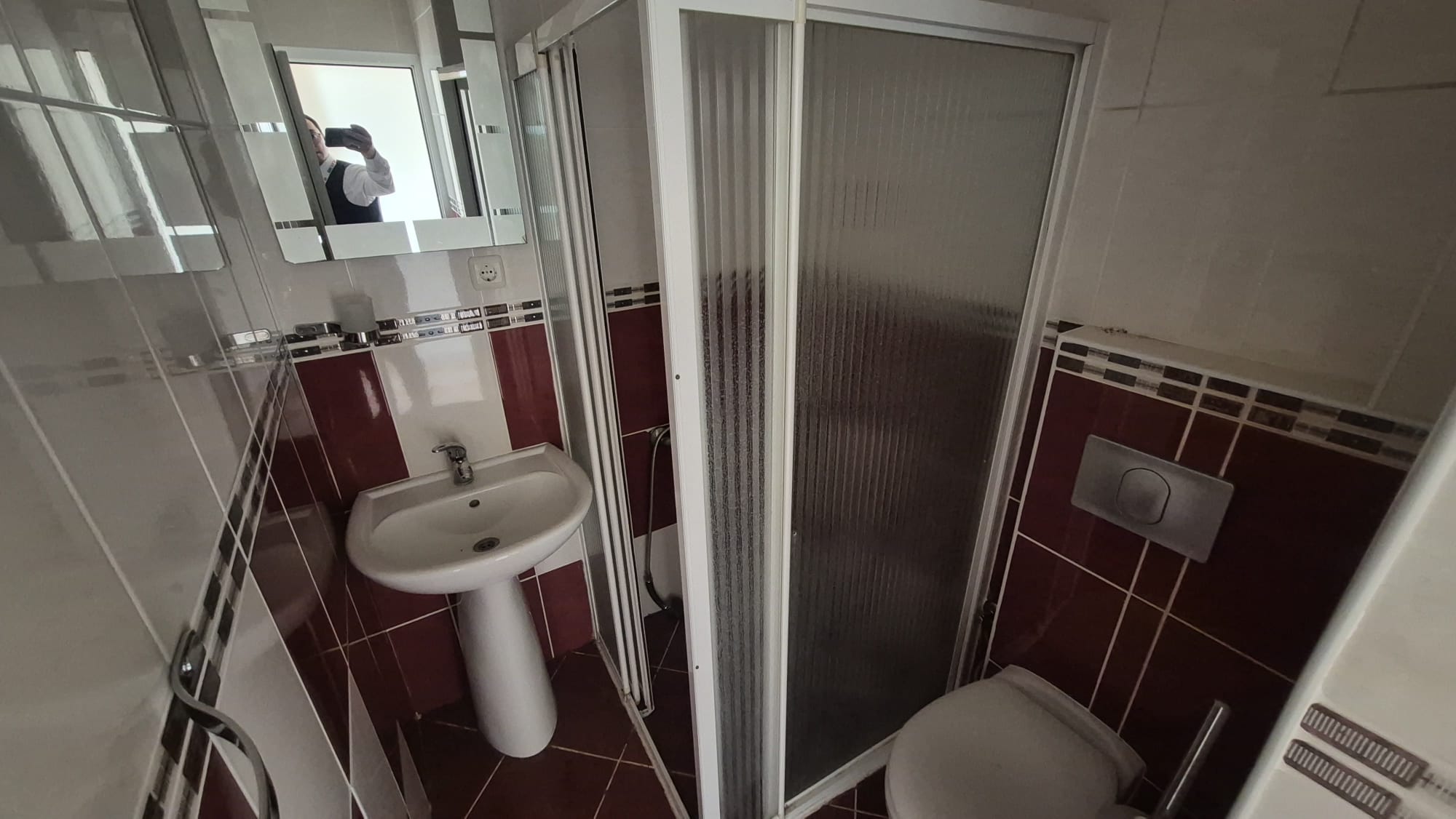 AHMET YESEVİ MAHALLESİ BİFA SİTESİ ARA KAT SATILIK FIRSAT DAİRE