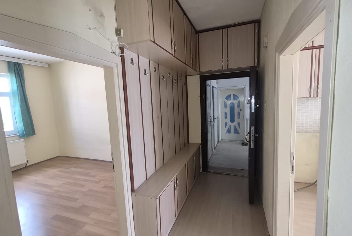 AHMET YESEVİ MAHALLESİ 3+1 FIRSAT DAİRE