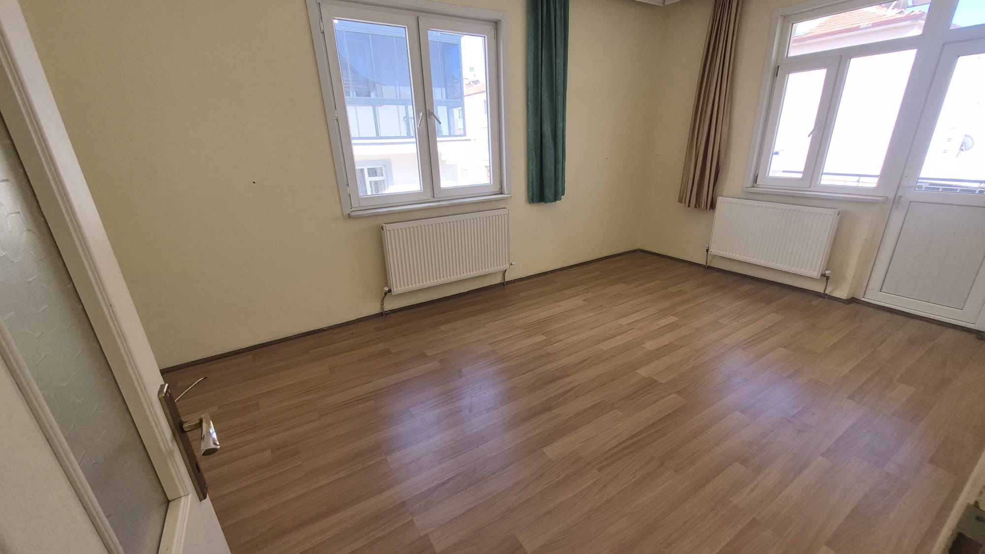 AHMET YESEVİ MAHALLESİ 3+1 FIRSAT DAİRE