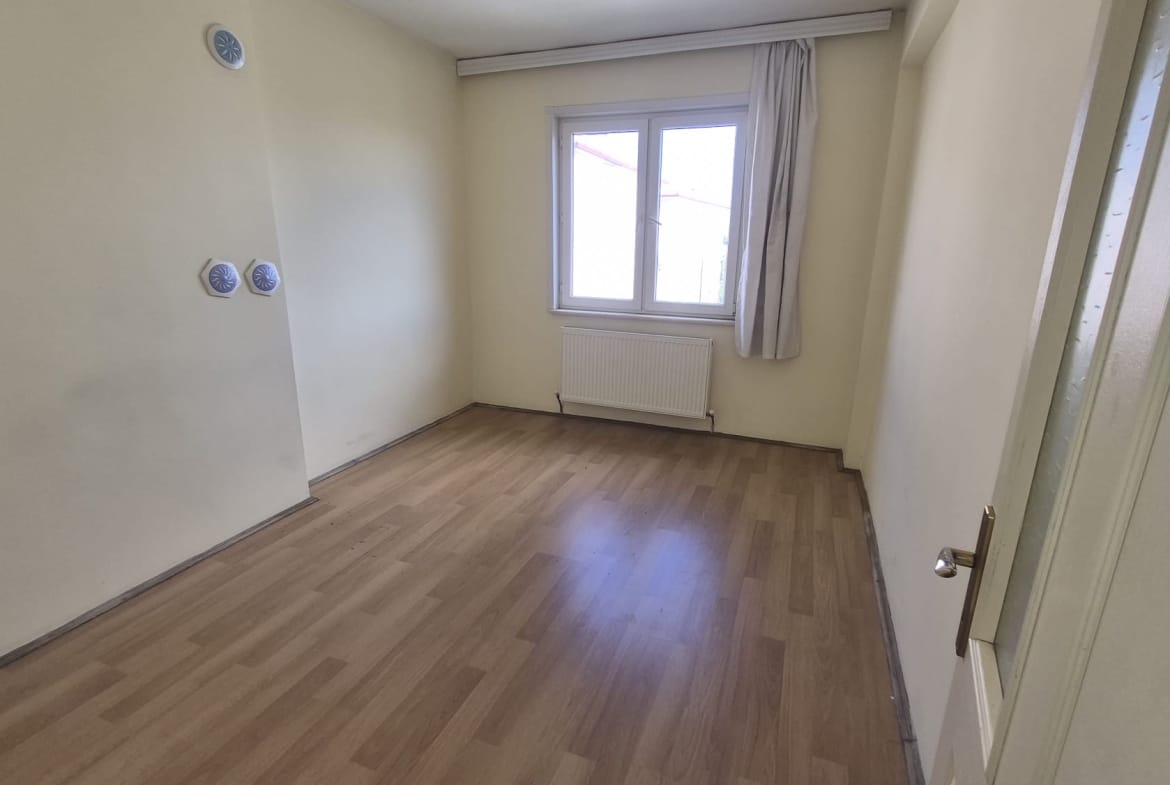 AHMET YESEVİ MAHALLESİ 3+1 FIRSAT DAİRE