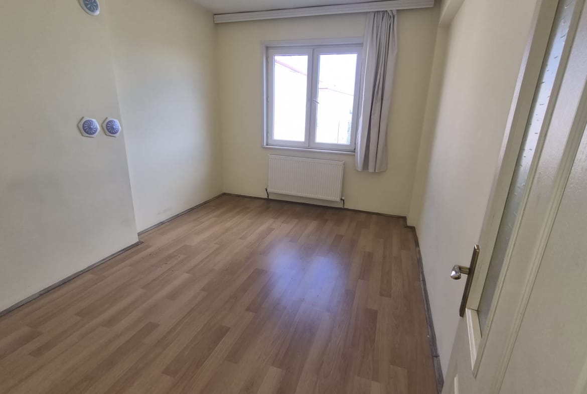 AHMET YESEVİ MAHALLESİ 3+1 FIRSAT DAİRE
