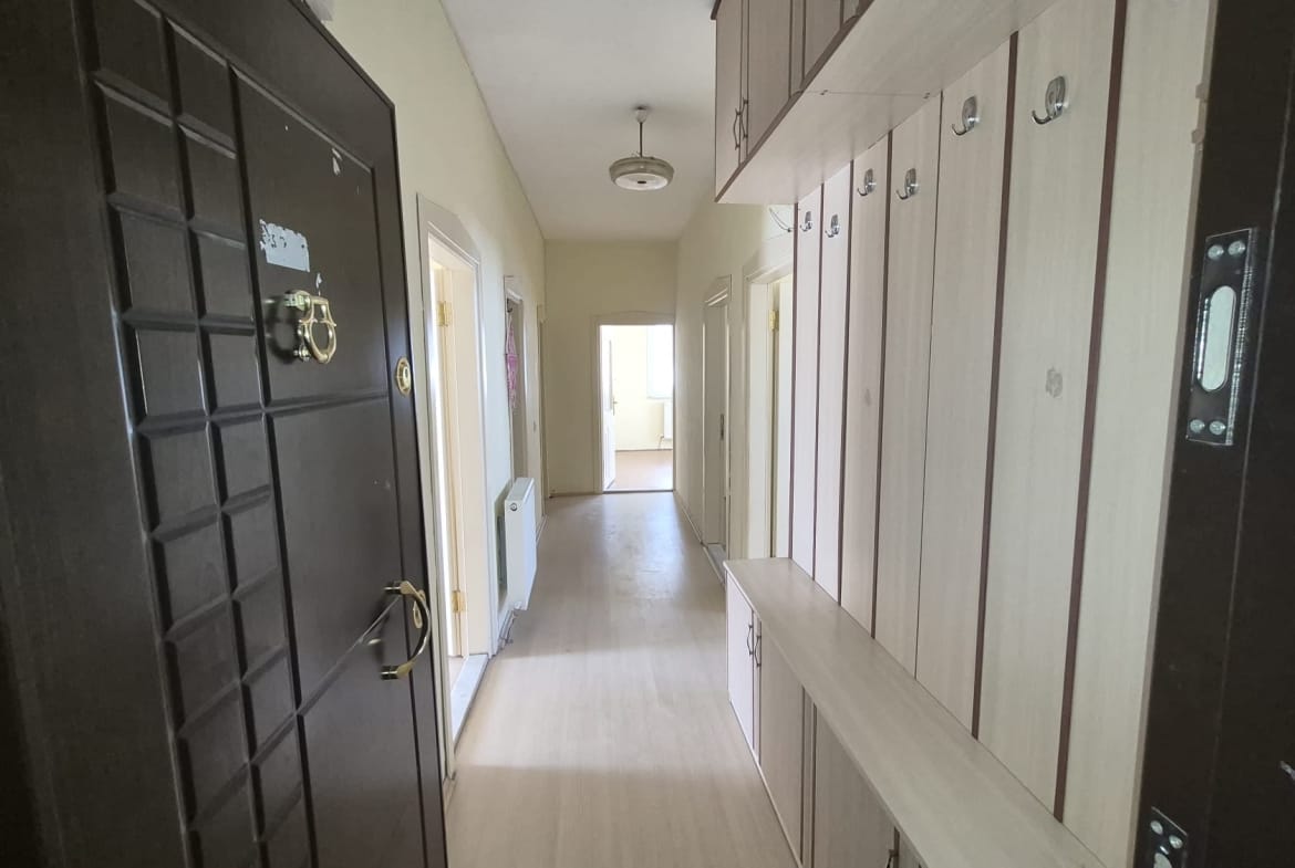 AHMET YESEVİ MAHALLESİ 3+1 FIRSAT DAİRE