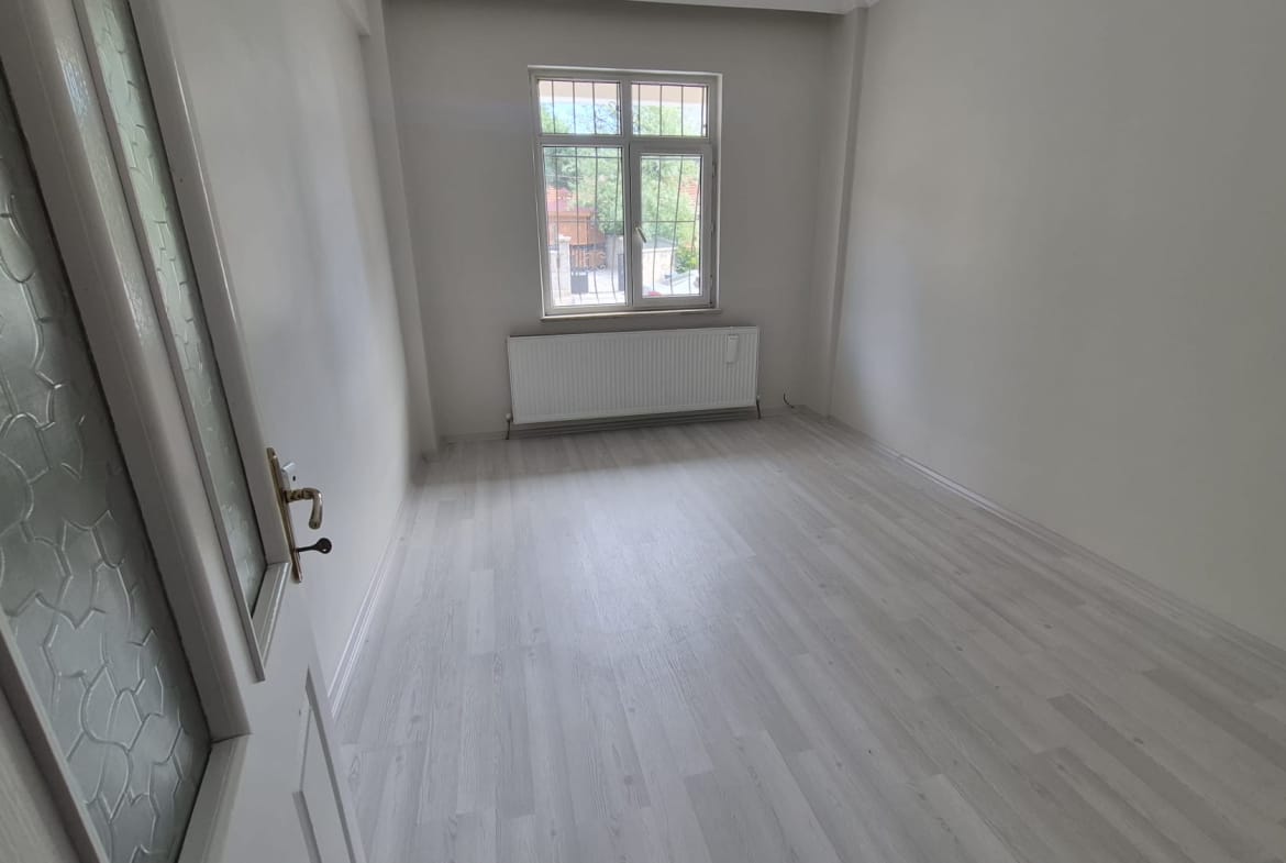 ZEMBİLLİ MAHALLESİ 3+1 YÜKSEK ZEMİN KAT FIRSAT DAİRE