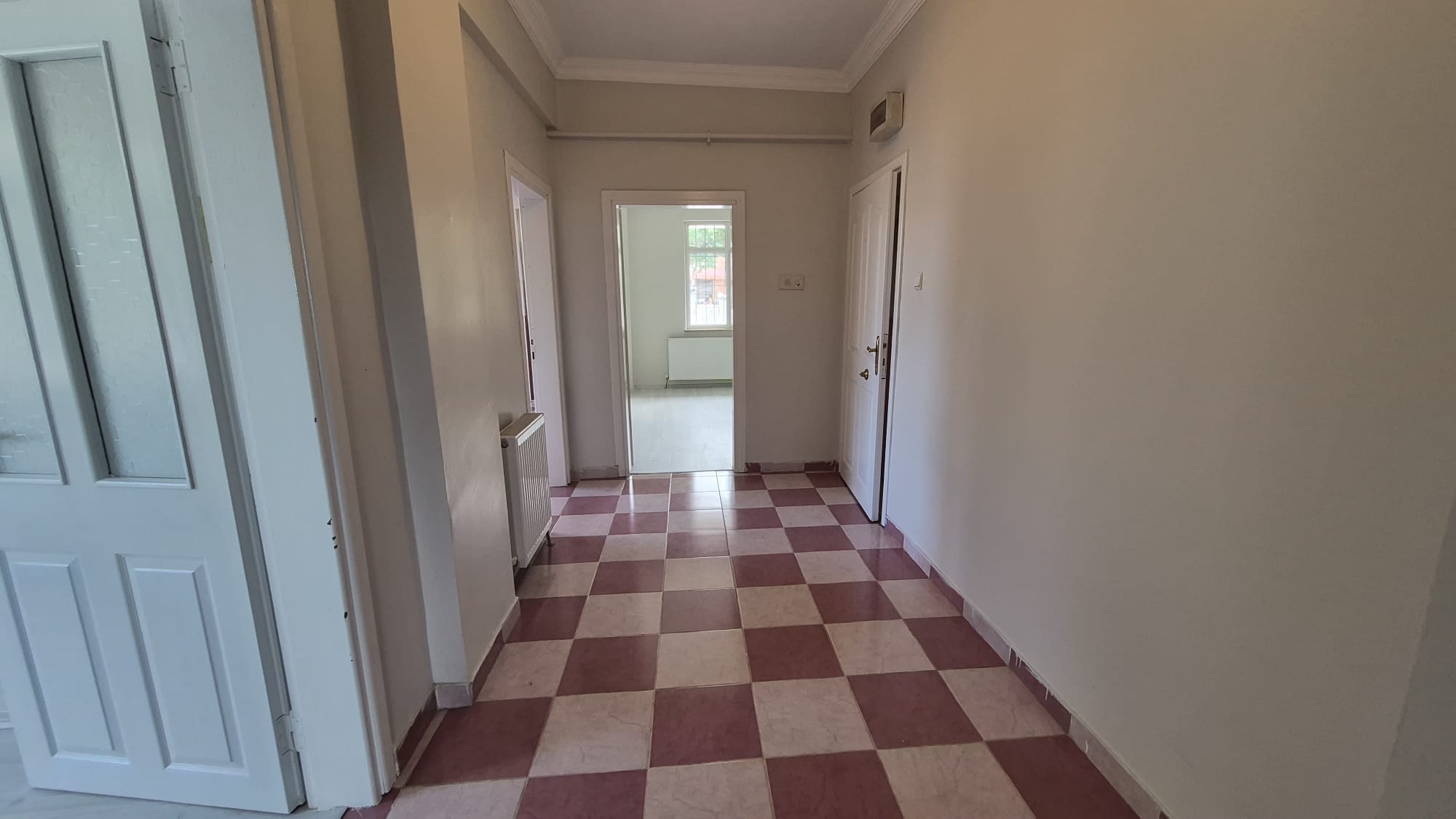 ZEMBİLLİ MAHALLESİ 3+1 YÜKSEK ZEMİN KAT FIRSAT DAİRE