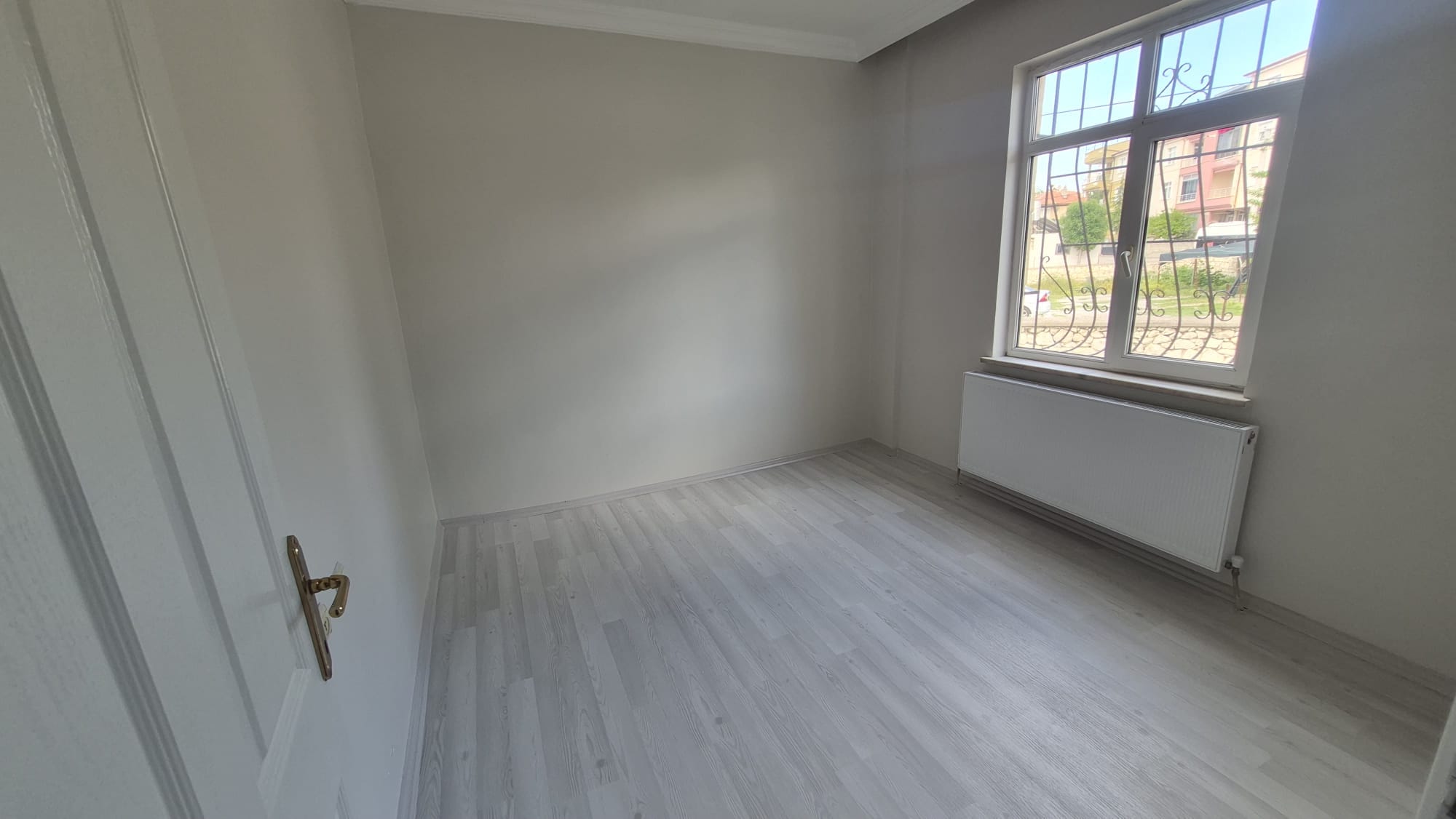 ZEMBİLLİ MAHALLESİ 3+1 YÜKSEK ZEMİN KAT FIRSAT DAİRE