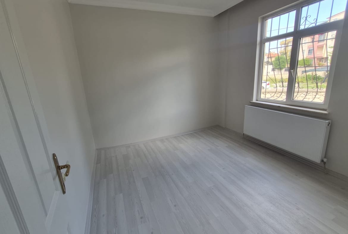 ZEMBİLLİ MAHALLESİ 3+1 YÜKSEK ZEMİN KAT FIRSAT DAİRE