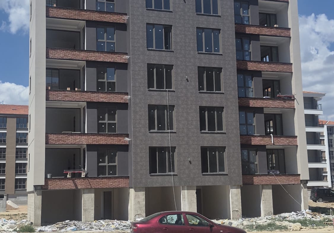 YENİ ŞEHİR MAHALLESİNDE SIFIR LÜKS 3+1 DAİRELER