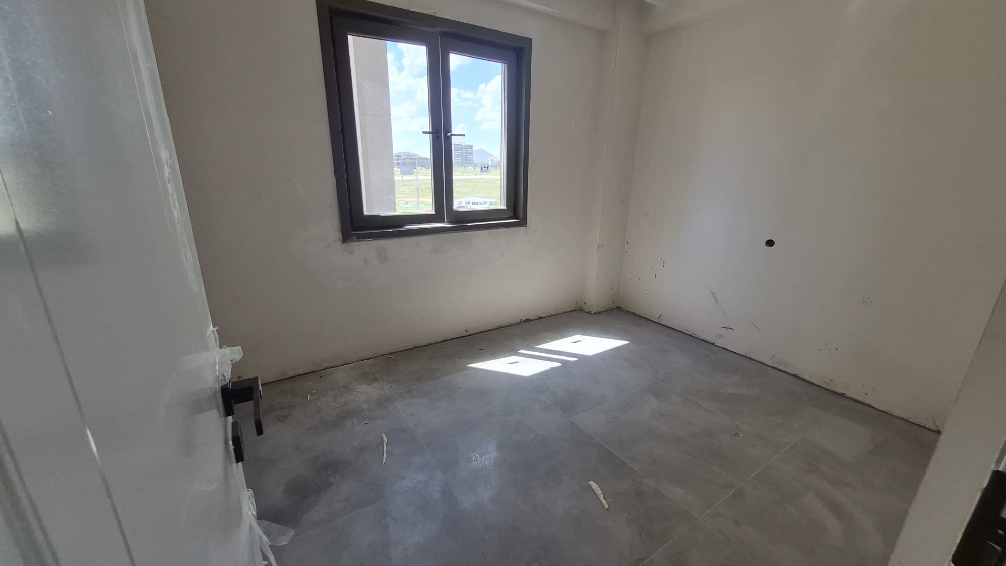YENİ ŞEHİR MAHALLESİNDE SIFIR LÜKS 3+1 DAİRELER