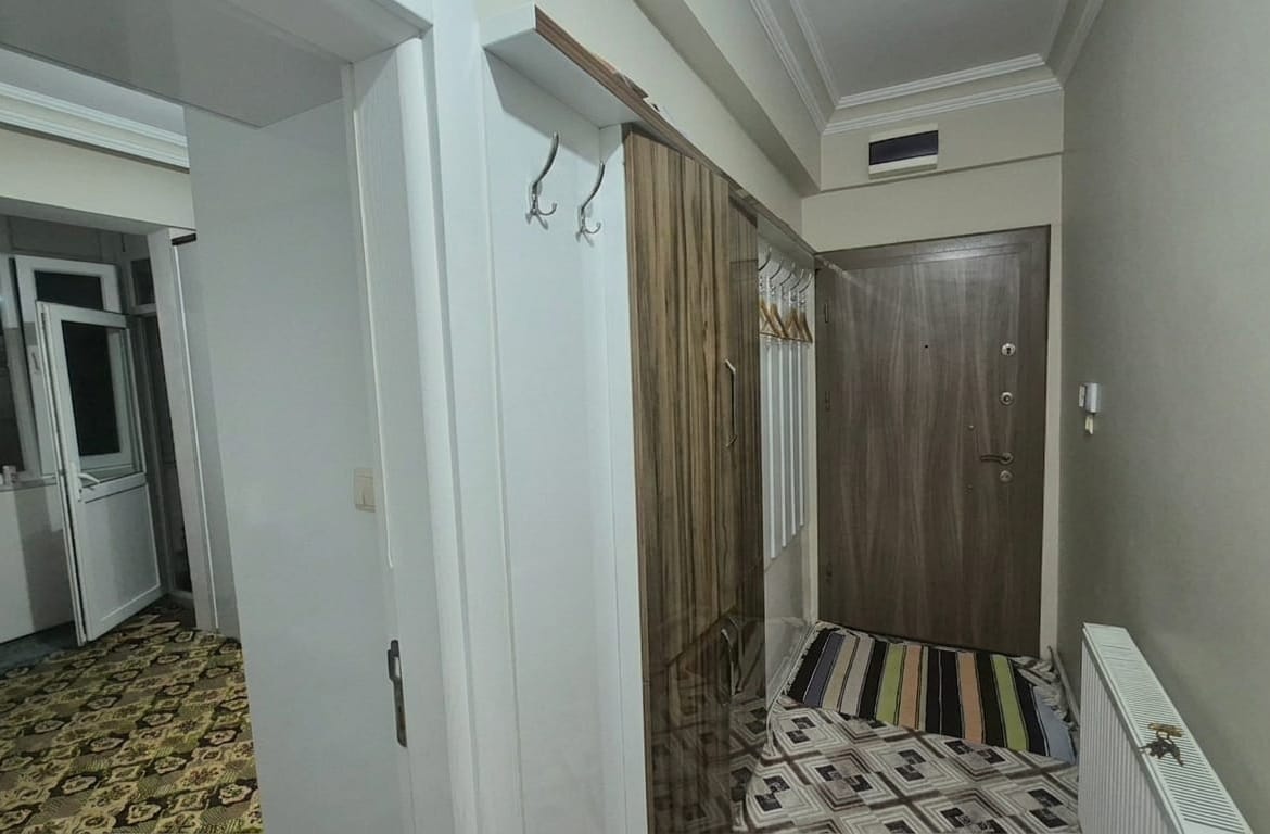 HÜRRİYET MAHALLESİNDE GARAJLI SATILIK FIRSAT DAİRE