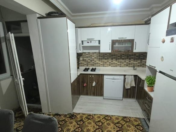 HÜRRİYET MAHALLESİNDE GARAJLI SATILIK FIRSAT DAİRE