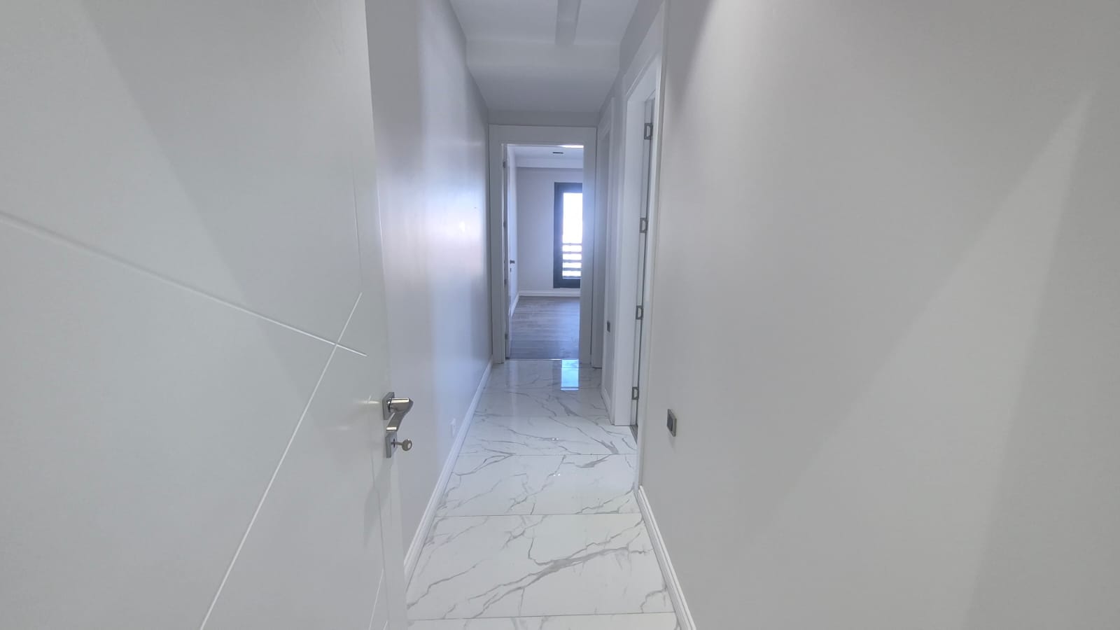 İBRAHİM HAKKI KONYALI MAHALLESİNDE LÜKS 3+1 SATILIK DAİRE