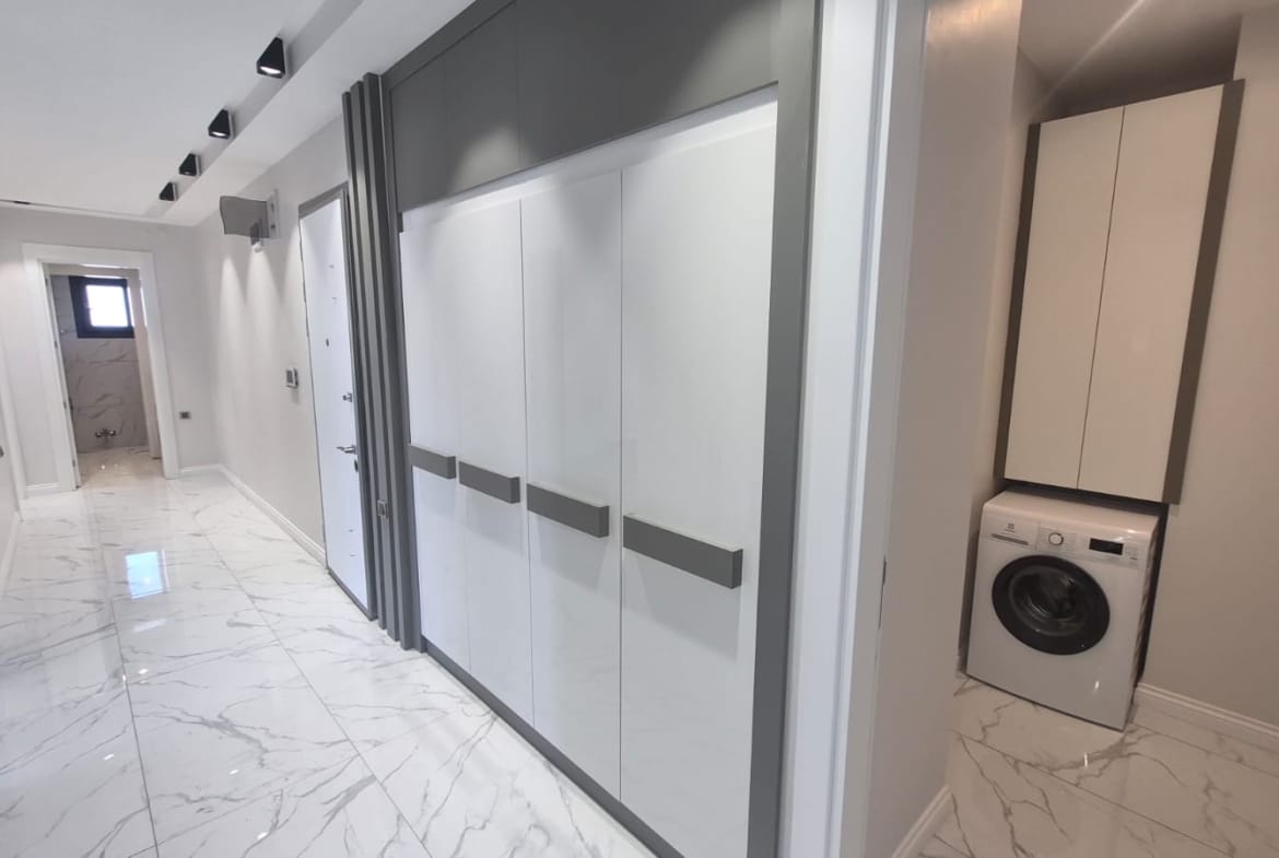 İBRAHİM HAKKI KONYALI MAHALLESİNDE LÜKS 3+1 SATILIK DAİRE