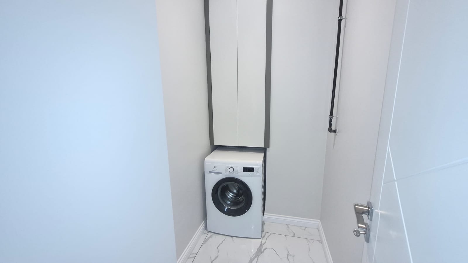 İBRAHİM HAKKI KONYALI MAHALLESİNDE LÜKS 3+1 SATILIK DAİRE