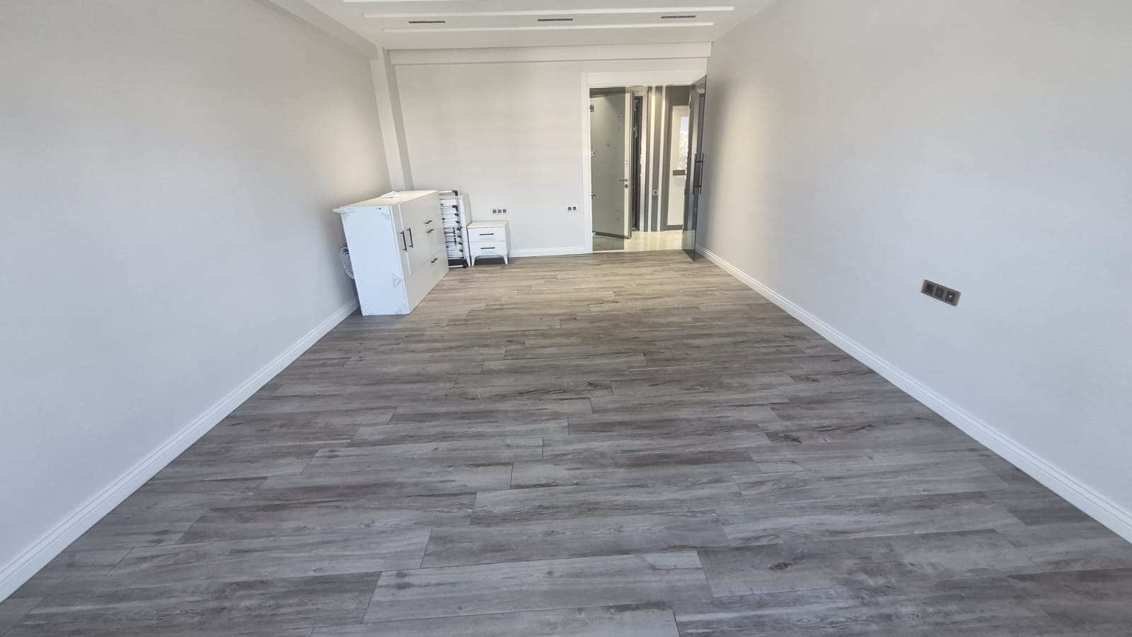 İBRAHİM HAKKI KONYALI MAHALLESİNDE LÜKS 3+1 SATILIK DAİRE