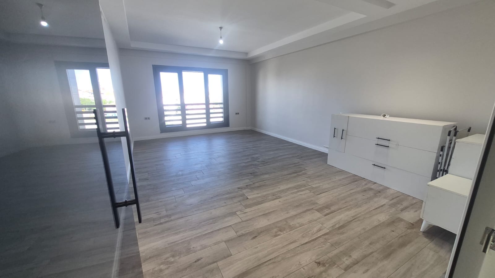 İBRAHİM HAKKI KONYALI MAHALLESİNDE LÜKS 3+1 SATILIK DAİRE