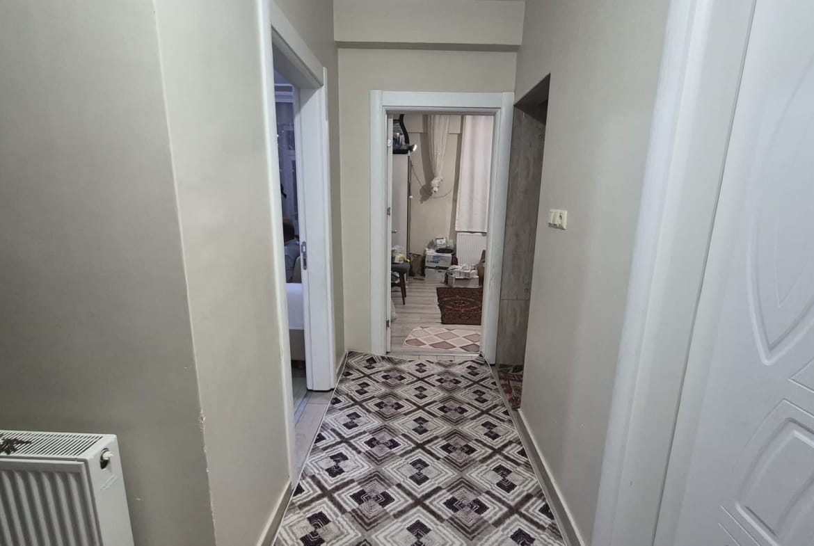 HÜRRİYET MAHALLESİNDE GARAJLI SATILIK FIRSAT DAİRE