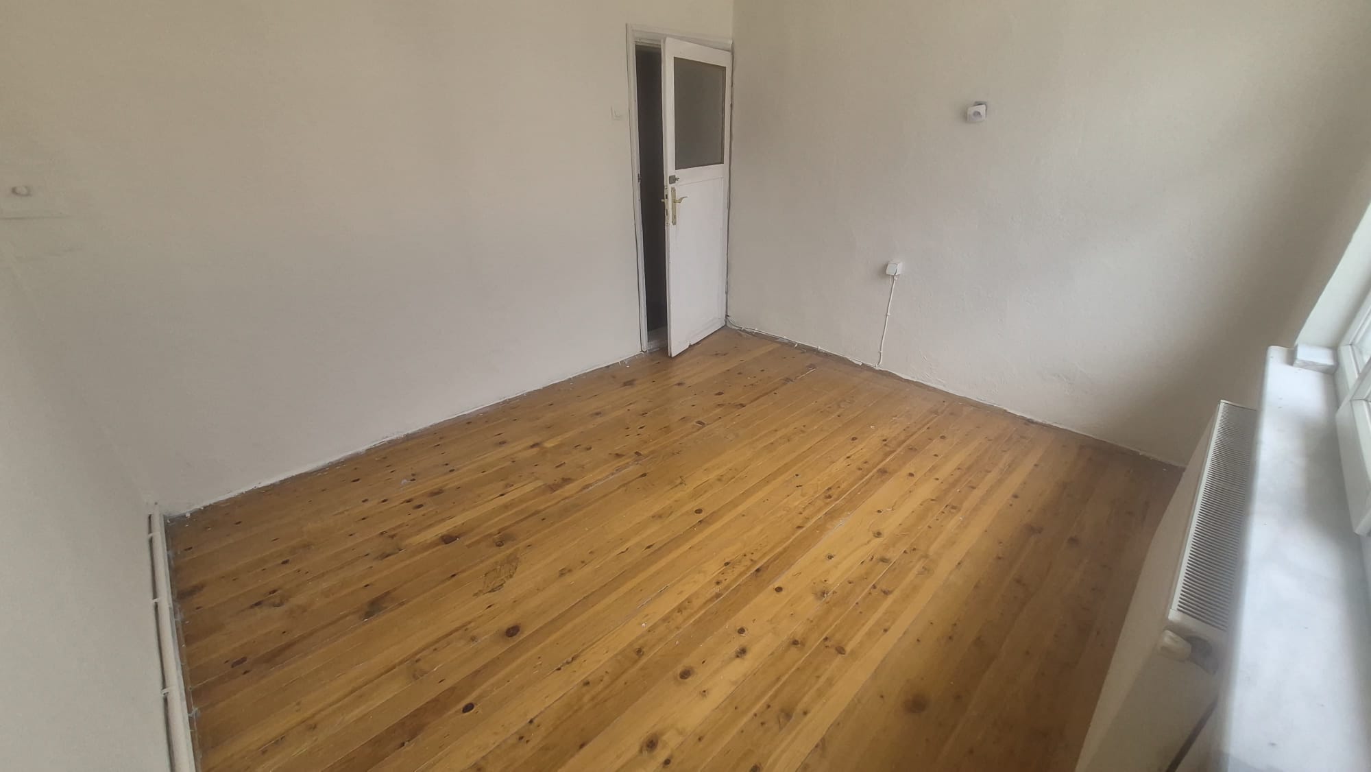CUMHURİYET MAHALLESİNDE TADİLATLIK FIRSAT DAİRE