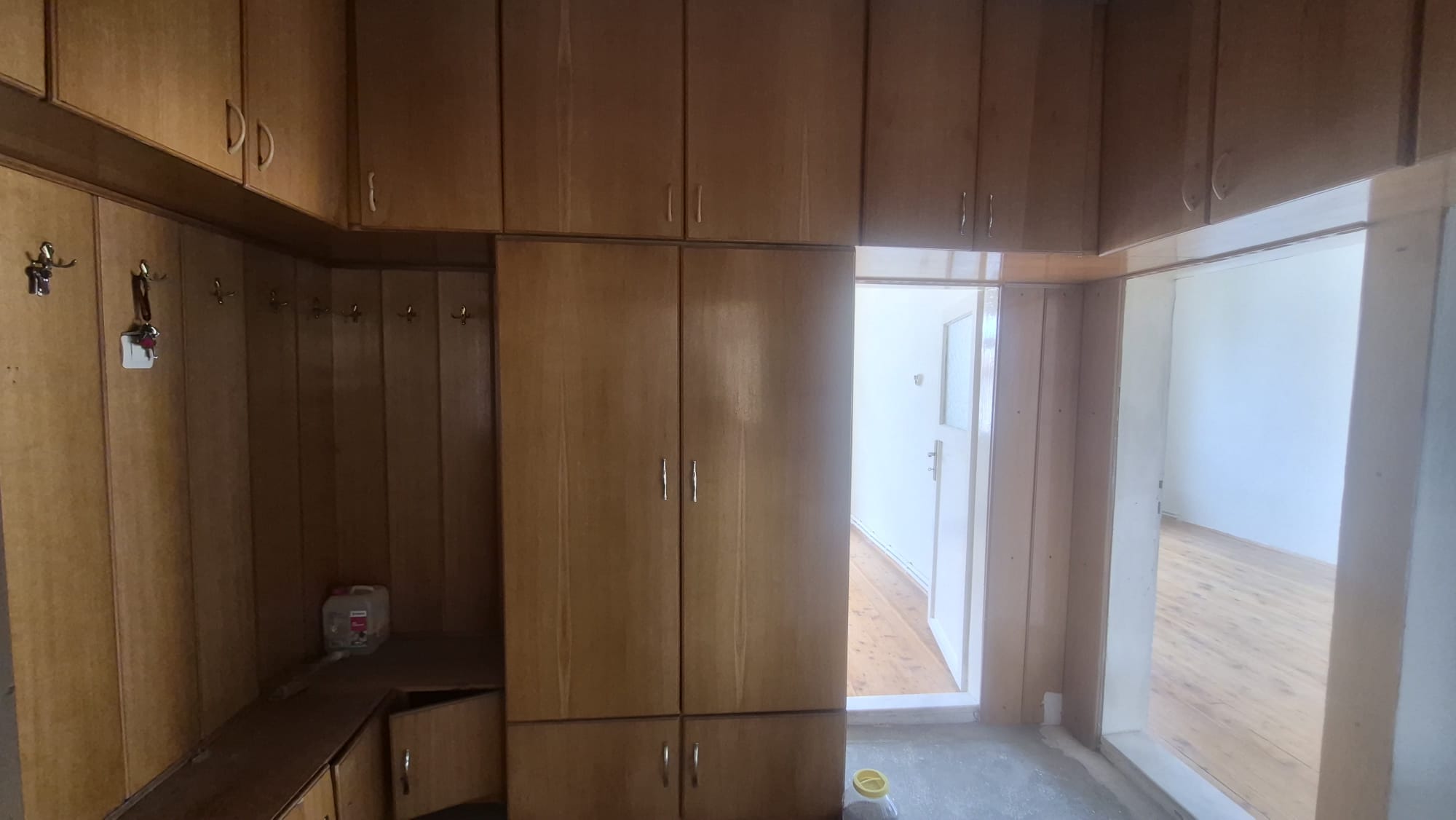 CUMHURİYET MAHALLESİNDE TADİLATLIK FIRSAT DAİRE