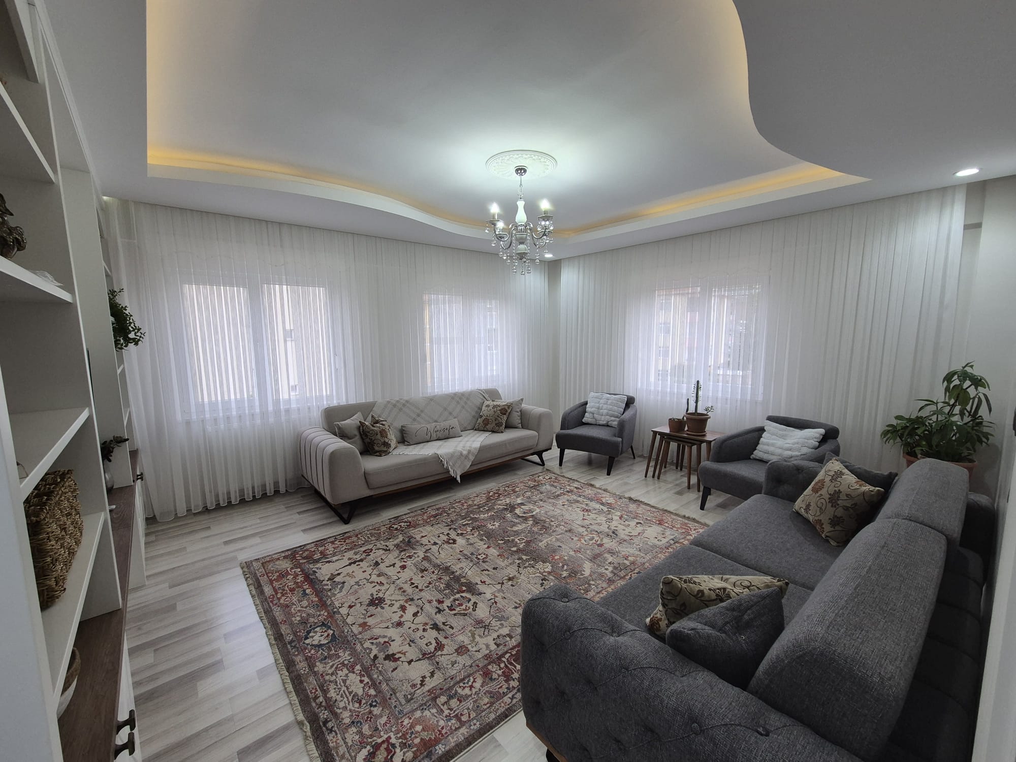 PİRİ REİS MAHALLESİ SATILIK 3+1 DAİRE
