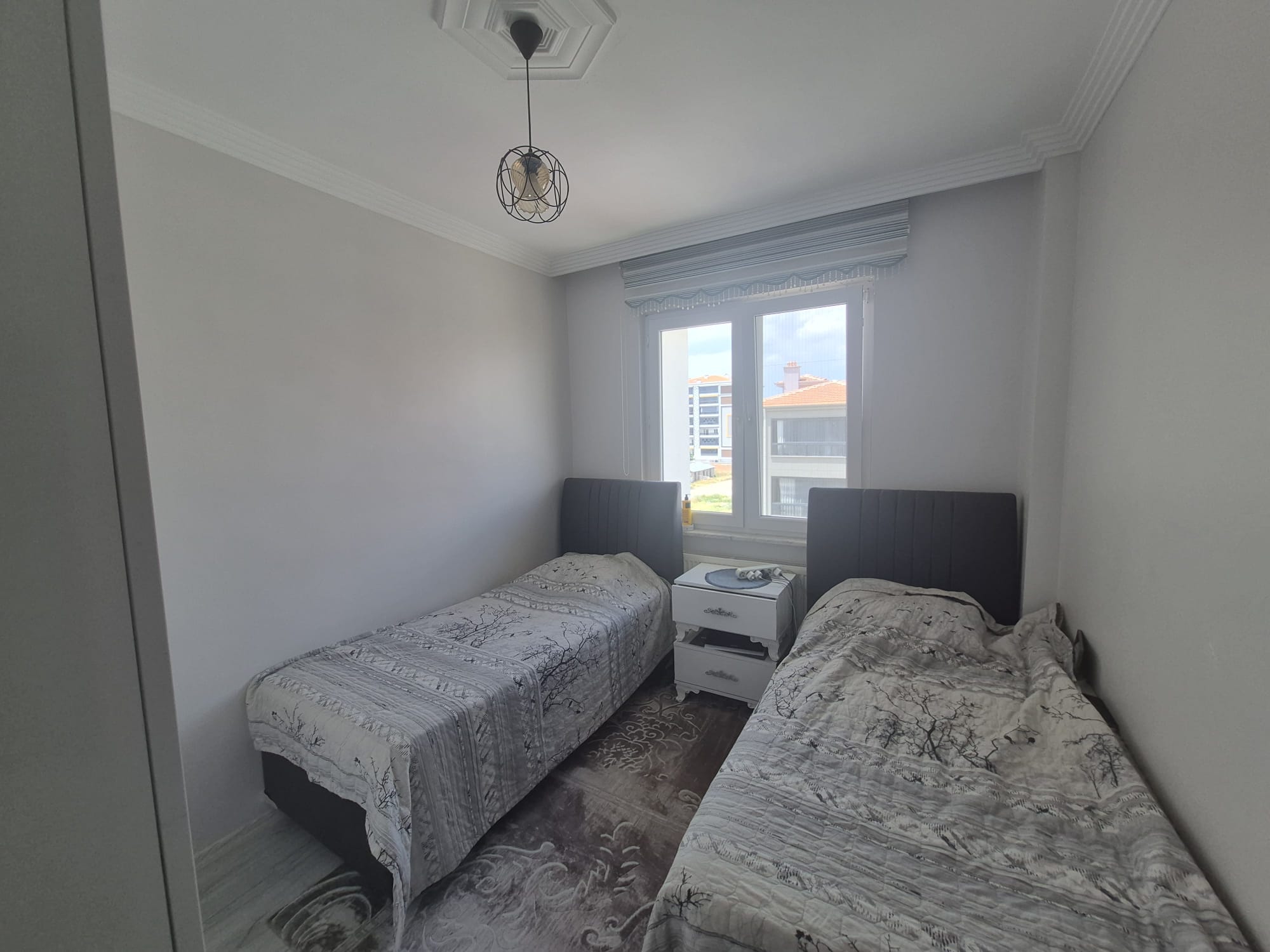 ÇELTEK MAHALLESİNDE 2+1 BİREYSEL GARAJLI FIRSAT DAİRE