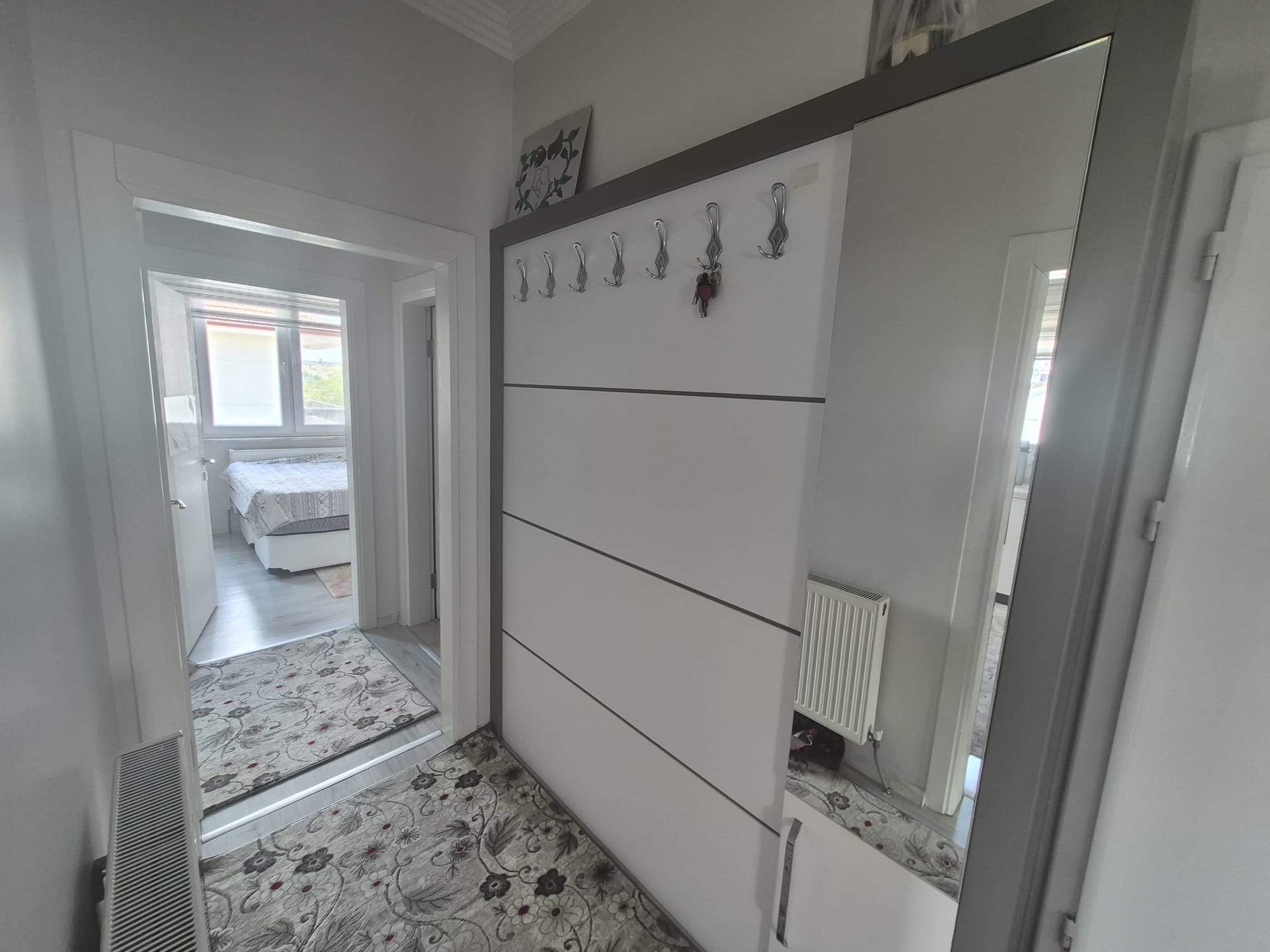 ÇELTEK MAHALLESİNDE 2+1 BİREYSEL GARAJLI FIRSAT DAİRE