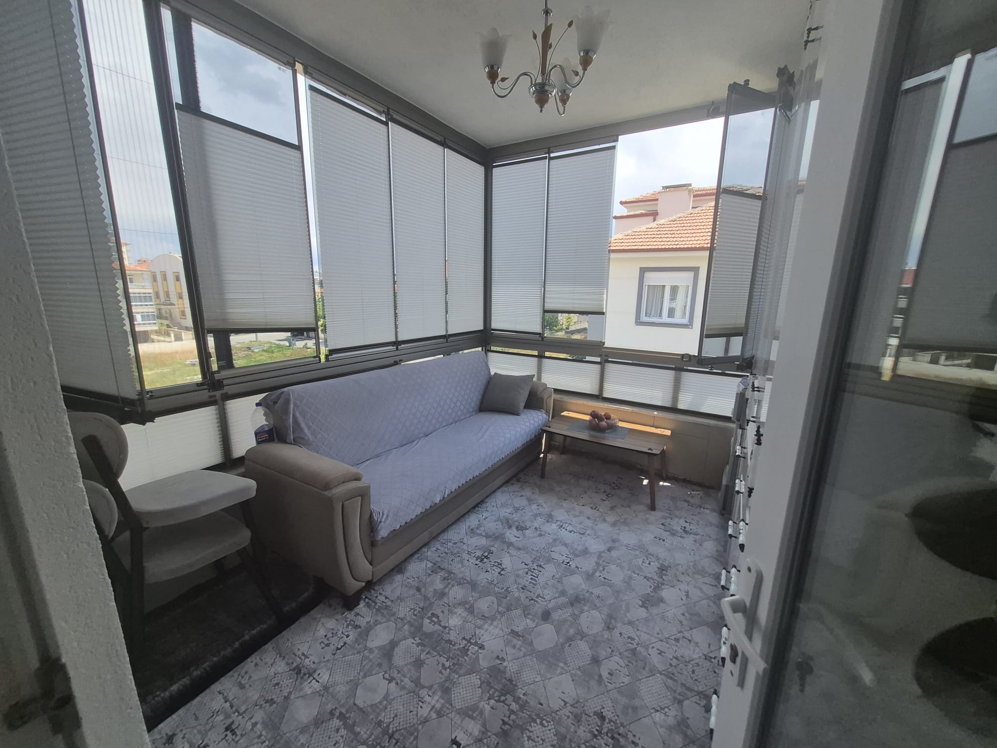 ÇELTEK MAHALLESİNDE 2+1 BİREYSEL GARAJLI FIRSAT DAİRE