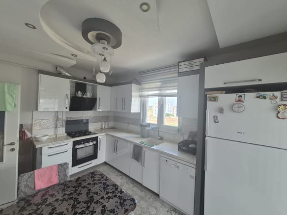ÇELTEK MAHALLESİNDE 2+1 BİREYSEL GARAJLI FIRSAT DAİRE