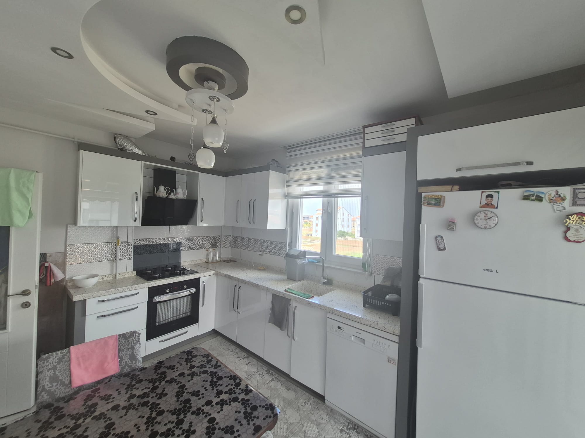 ÇELTEK MAHALLESİNDE 2+1 BİREYSEL GARAJLI FIRSAT DAİRE