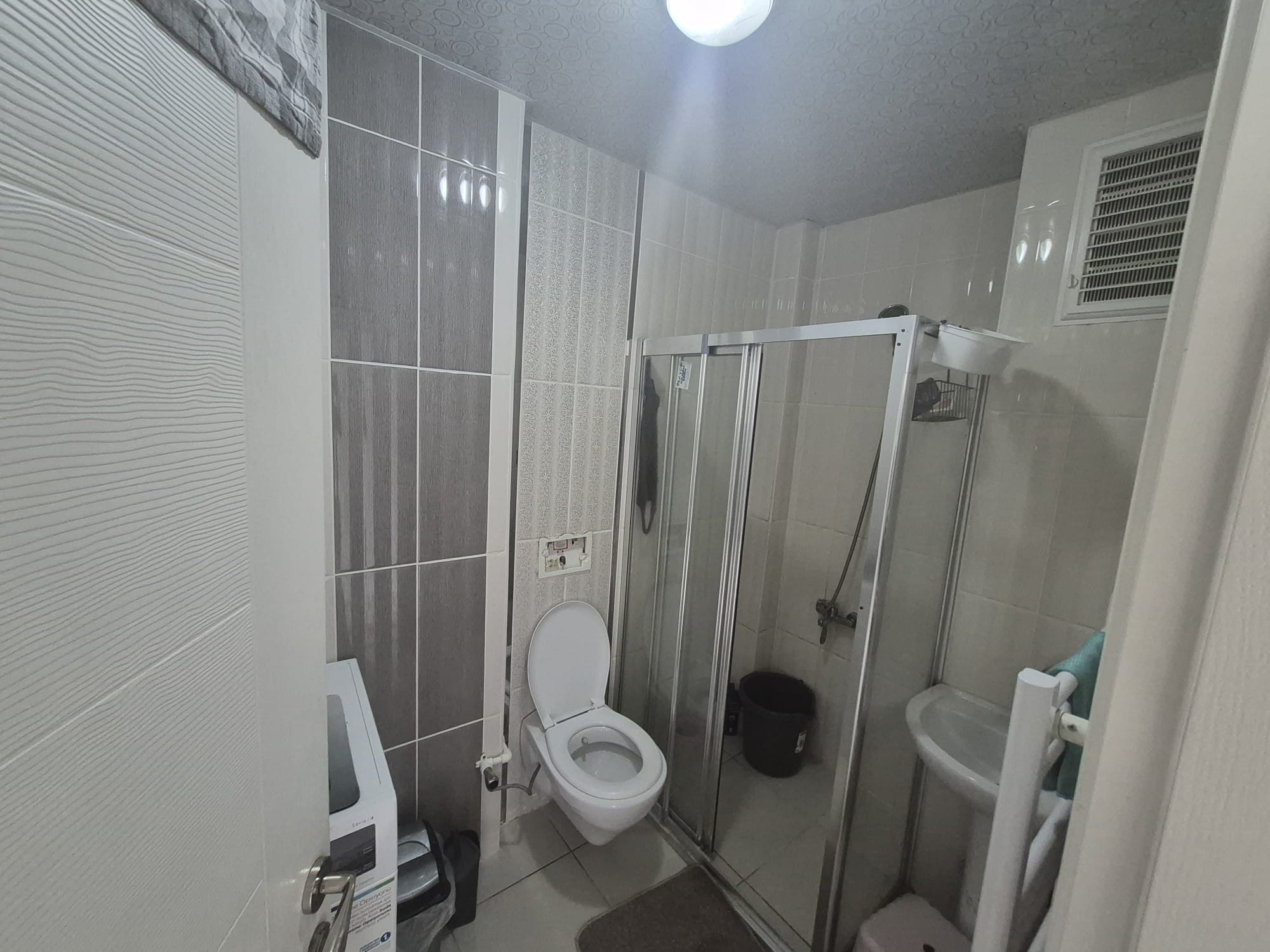 ÇELTEK MAHALLESİNDE 2+1 BİREYSEL GARAJLI FIRSAT DAİRE