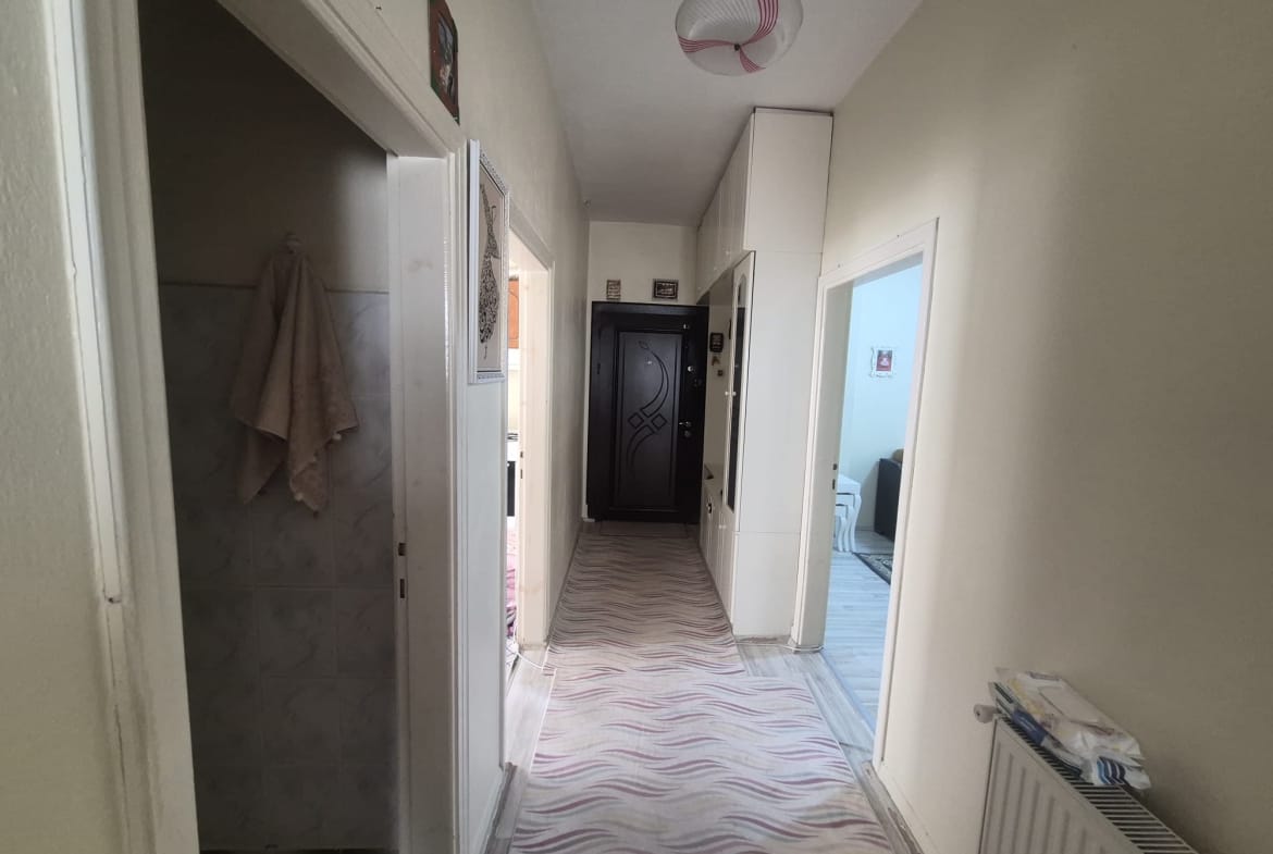 AHMET YESEVİ MAHALLESİNDE ERZAFER SİTESİ 2+1 SATILIK DAİRE