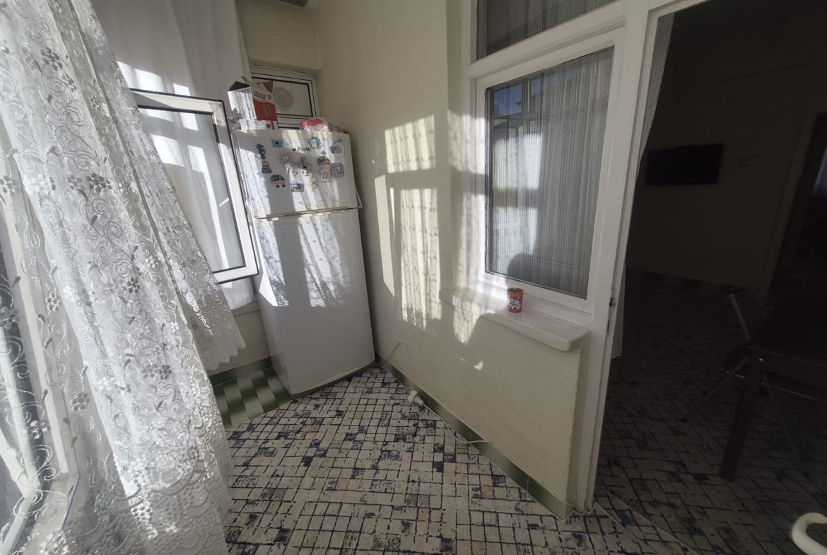 AHMET YESEVİ MAHALLESİNDE ERZAFER SİTESİ 2+1 SATILIK DAİRE