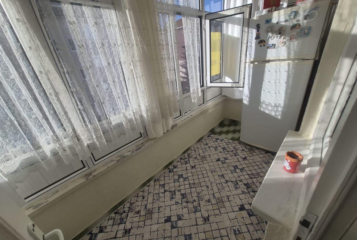 AHMET YESEVİ MAHALLESİNDE ERZAFER SİTESİ 2+1 SATILIK DAİRE