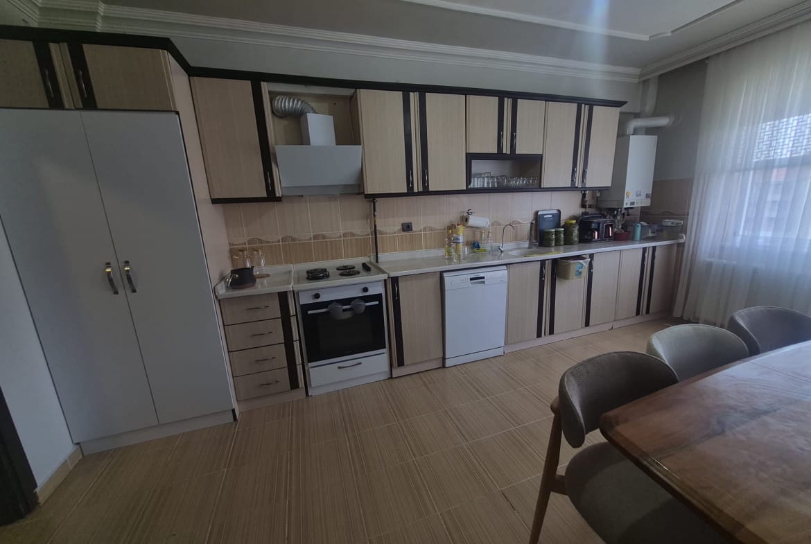 CEDİT MAHALLESİNDE SATILIK 3+1 DAİRE