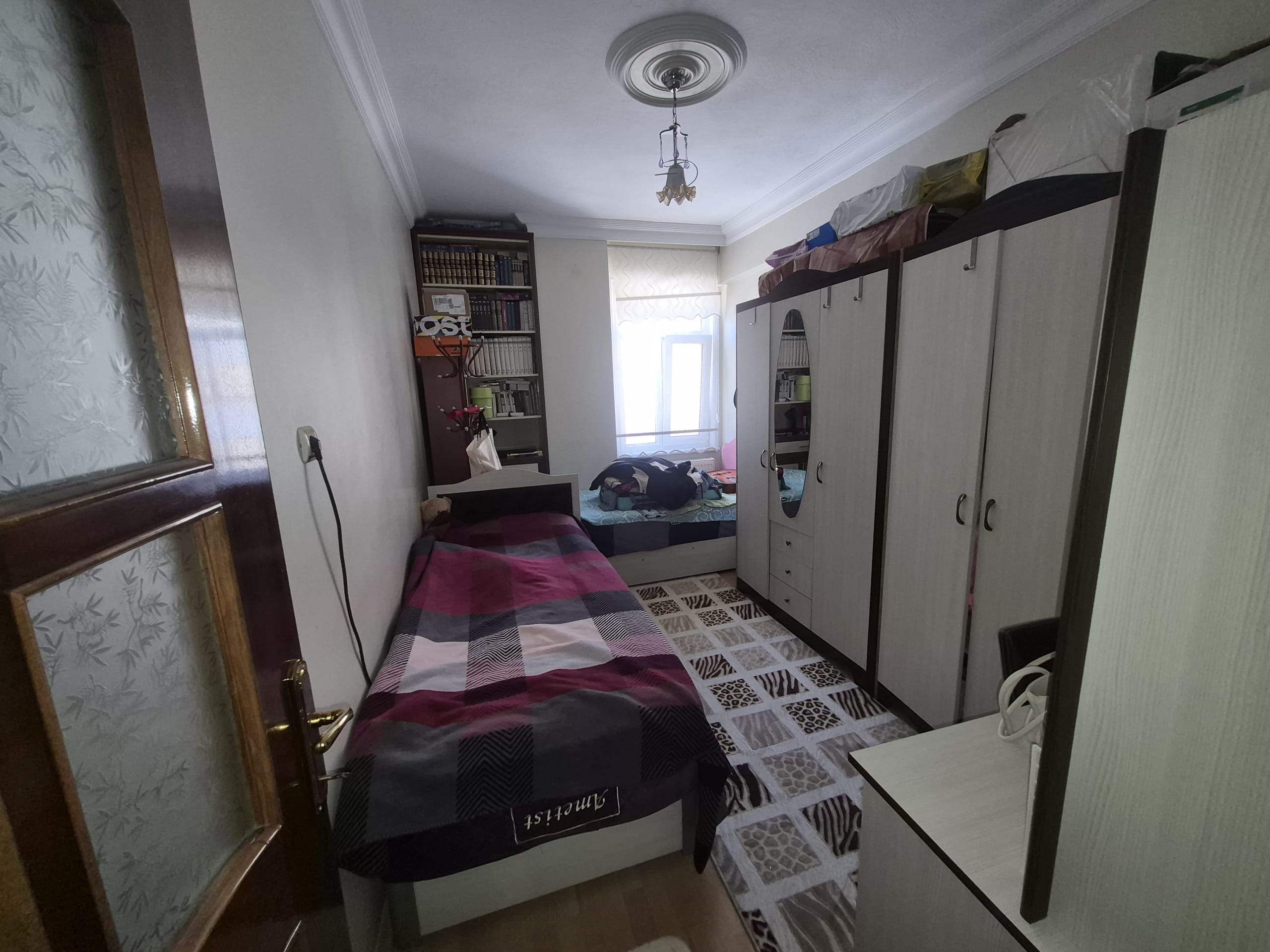 İMARET MAHALLESİ 4+1 ASANSÖRLÜ ARA KAT SATILIK DAİRE