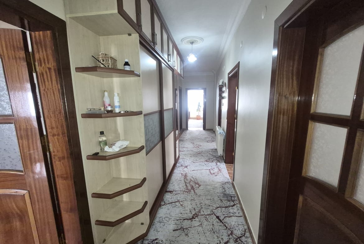 İMARET MAHALLESİ 4+1 ASANSÖRLÜ ARA KAT SATILIK DAİRE