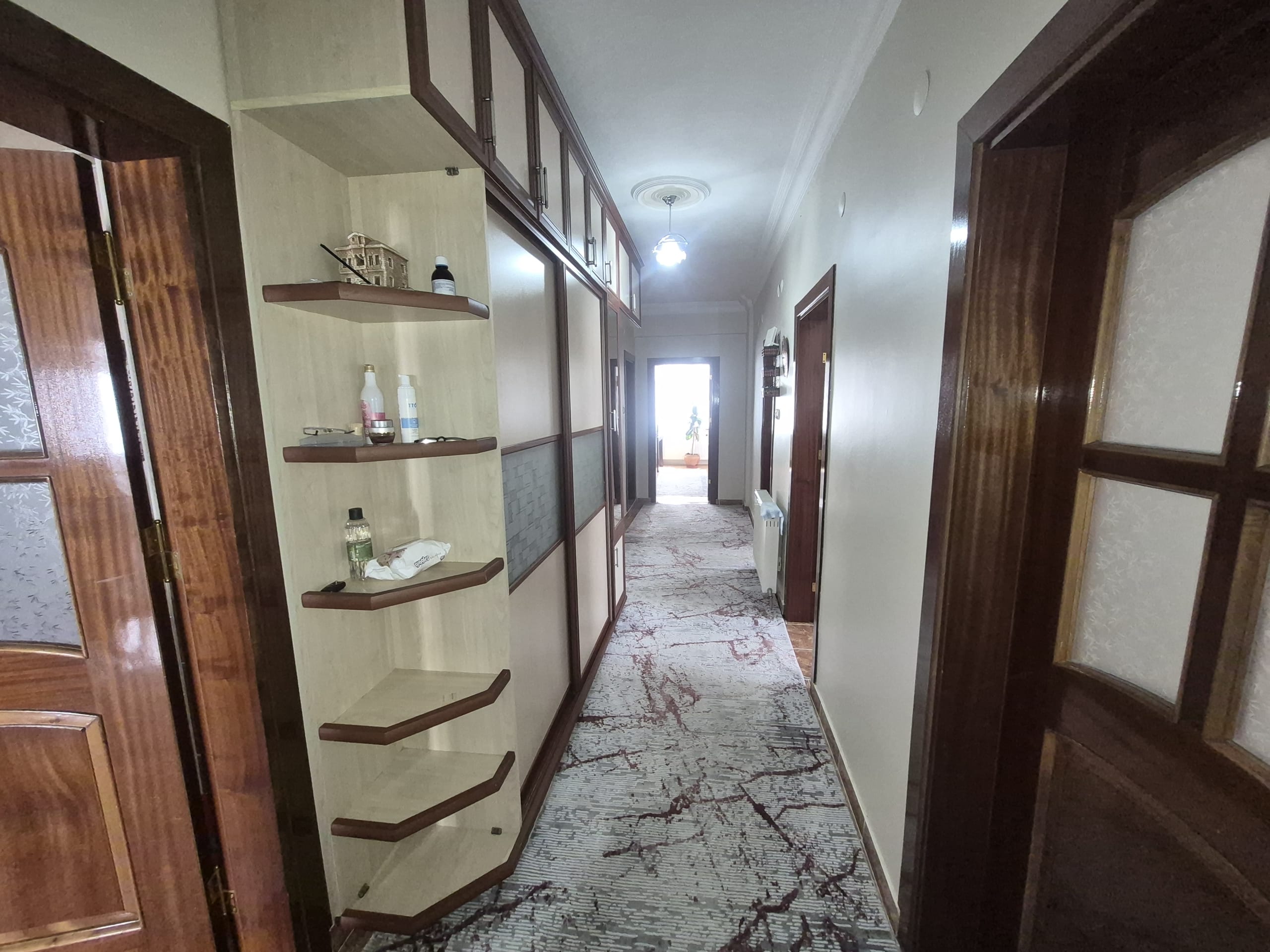 İMARET MAHALLESİ 4+1 ASANSÖRLÜ ARA KAT SATILIK DAİRE