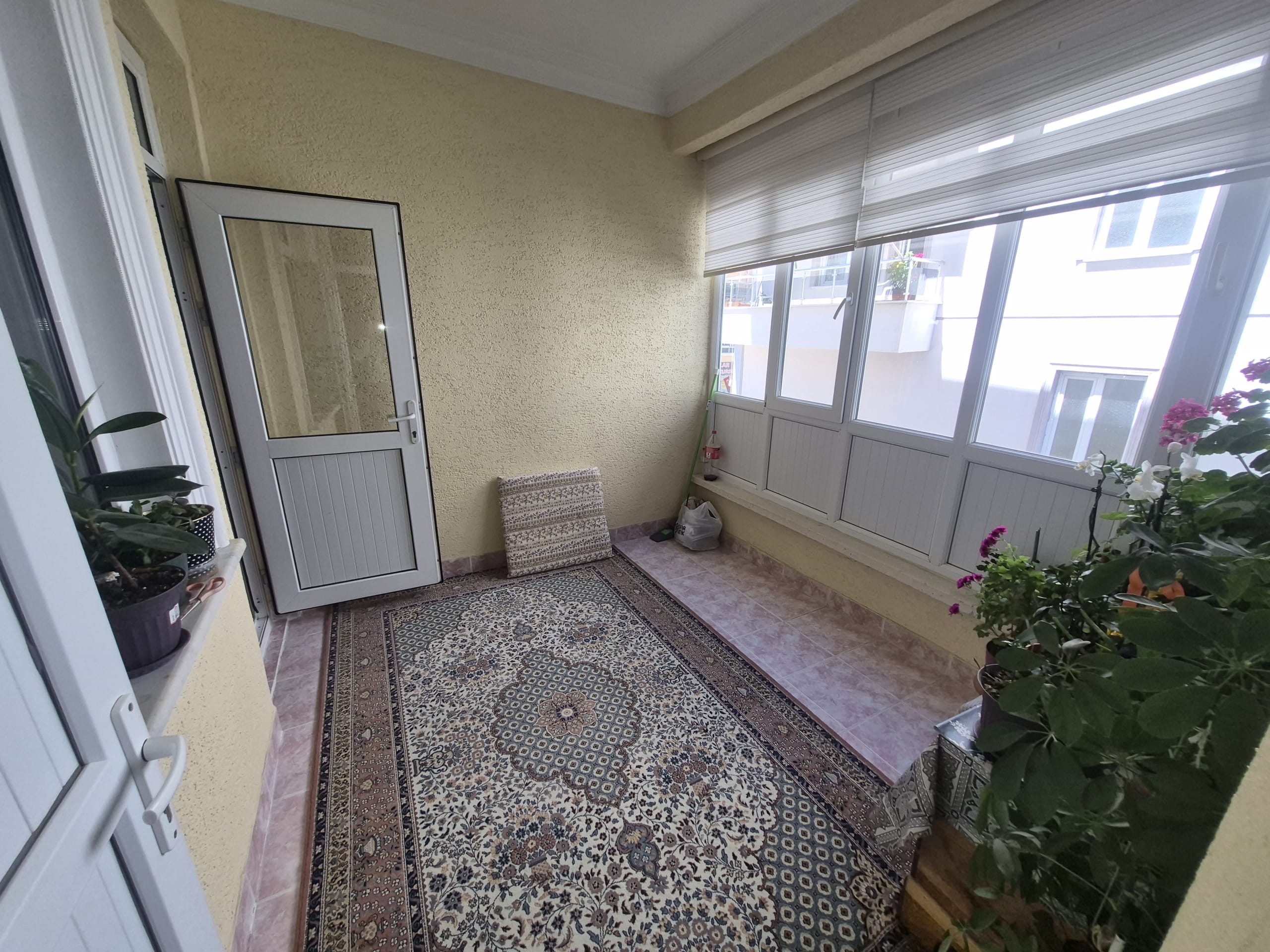 İMARET MAHALLESİ 4+1 ASANSÖRLÜ ARA KAT SATILIK DAİRE