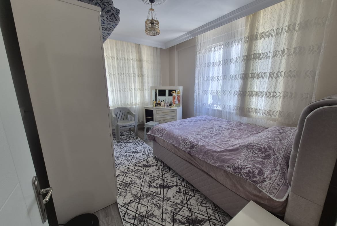 TABDUK EMRE MAHALLESİ SATILIK 1+1 APART 60 m²