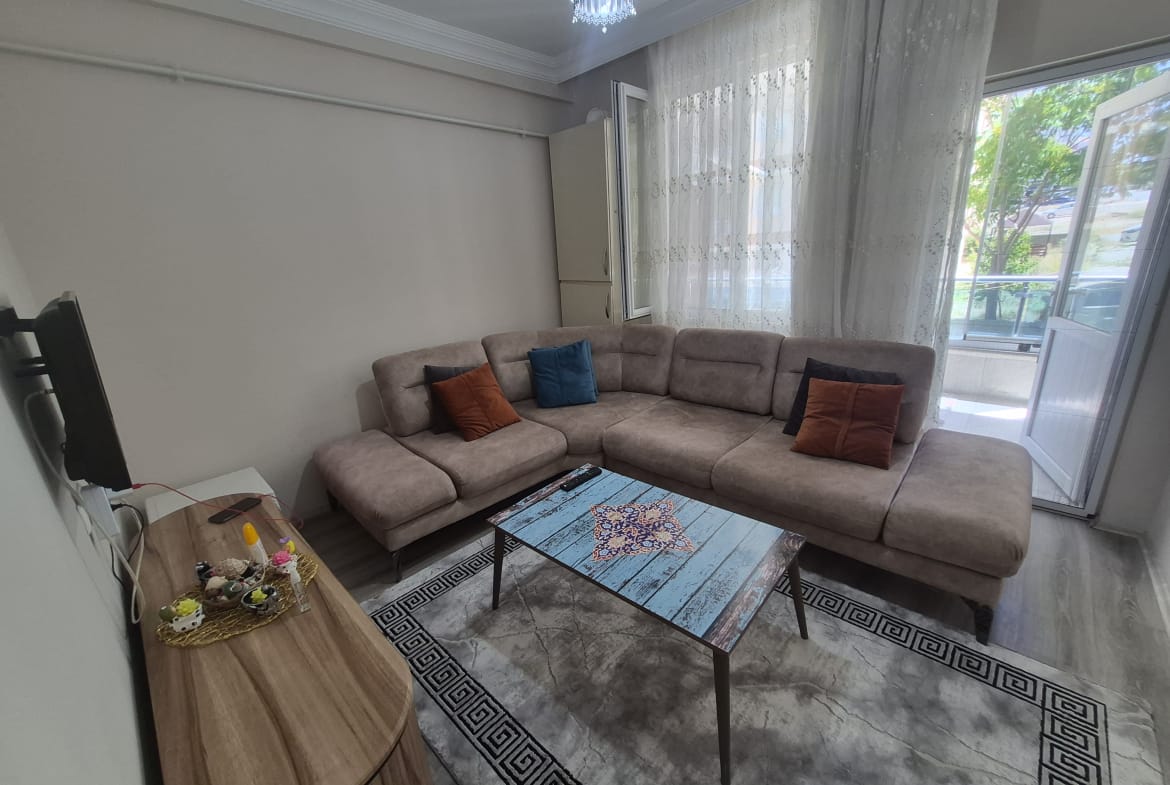 TABDUK EMRE MAHALLESİ SATILIK 1+1 APART 60 m²