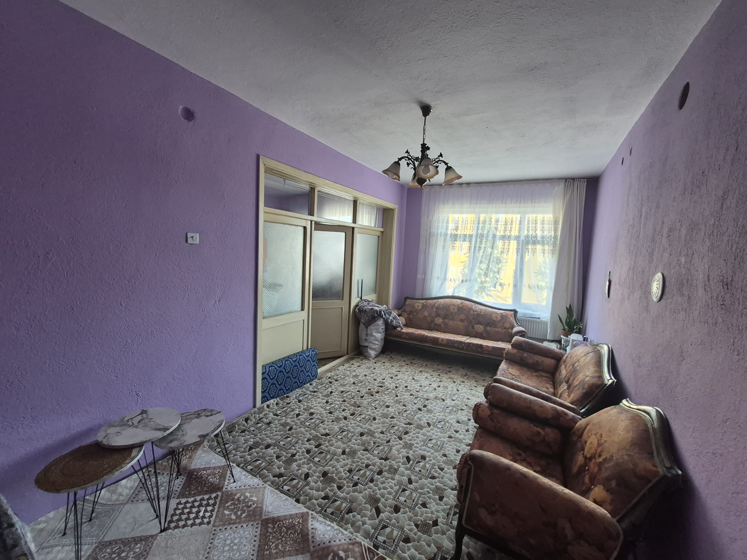 SEKİ ÇEŞME MAHALLESİ 3+1 ODALI 150M2 ARA KAT SATILIK DAİRE