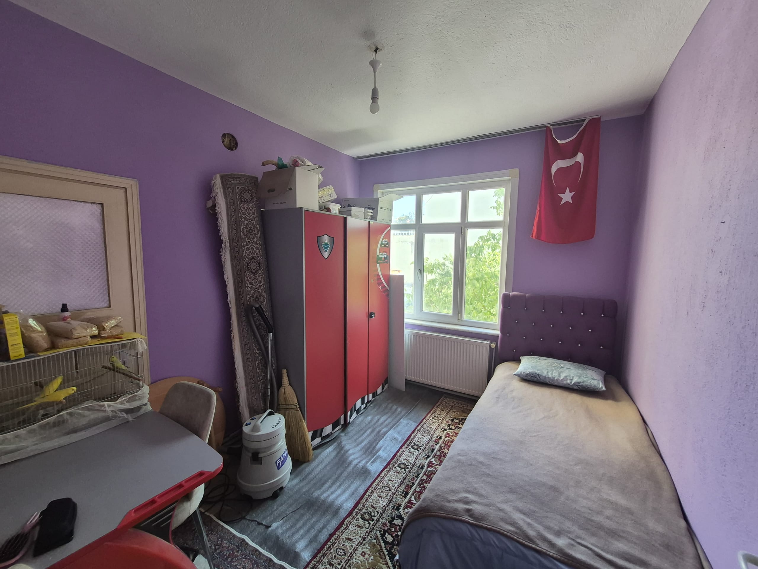 SEKİ ÇEŞME MAHALLESİ 3+1 ODALI 150M2 ARA KAT SATILIK DAİRE