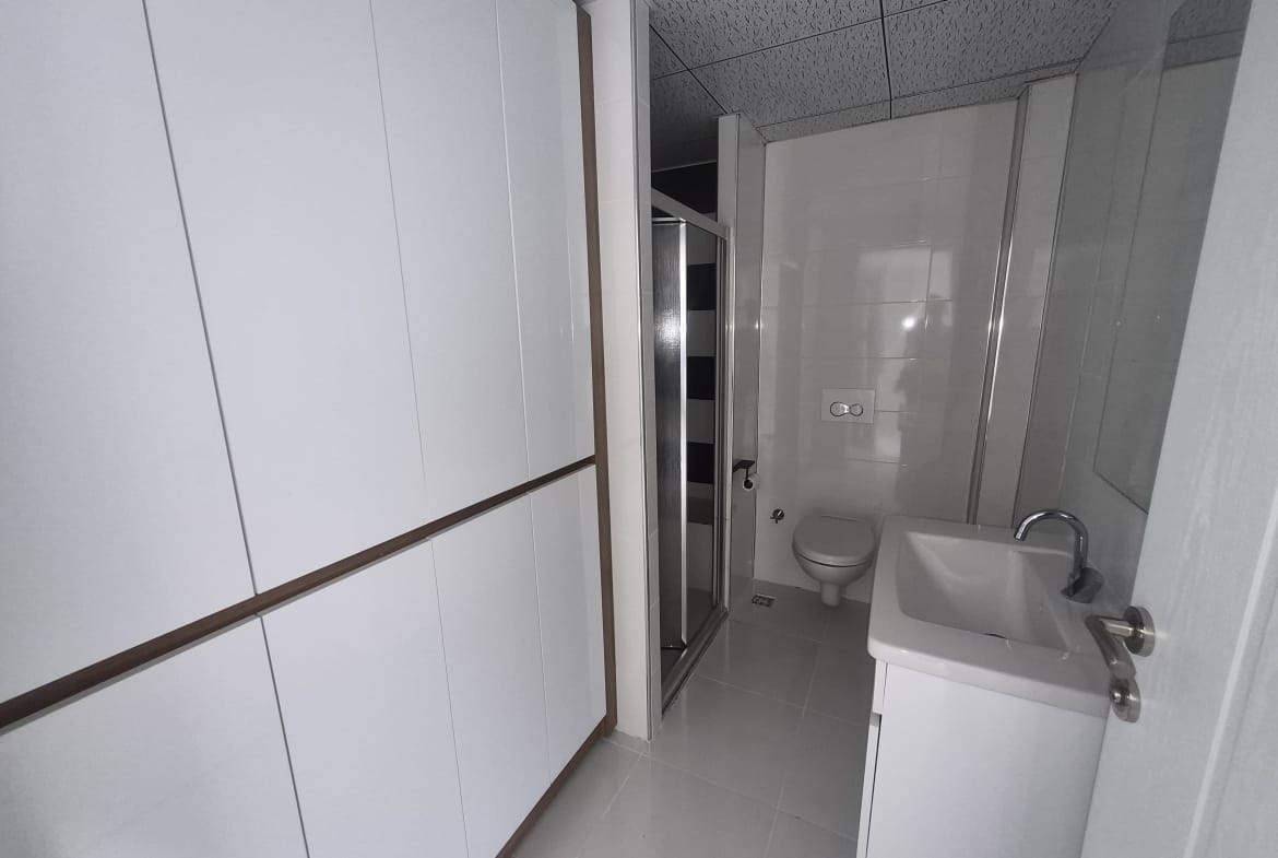 ÜNİVERSİTE MAHALLESİ SATILIK 3+1 5. KAT DAİRE